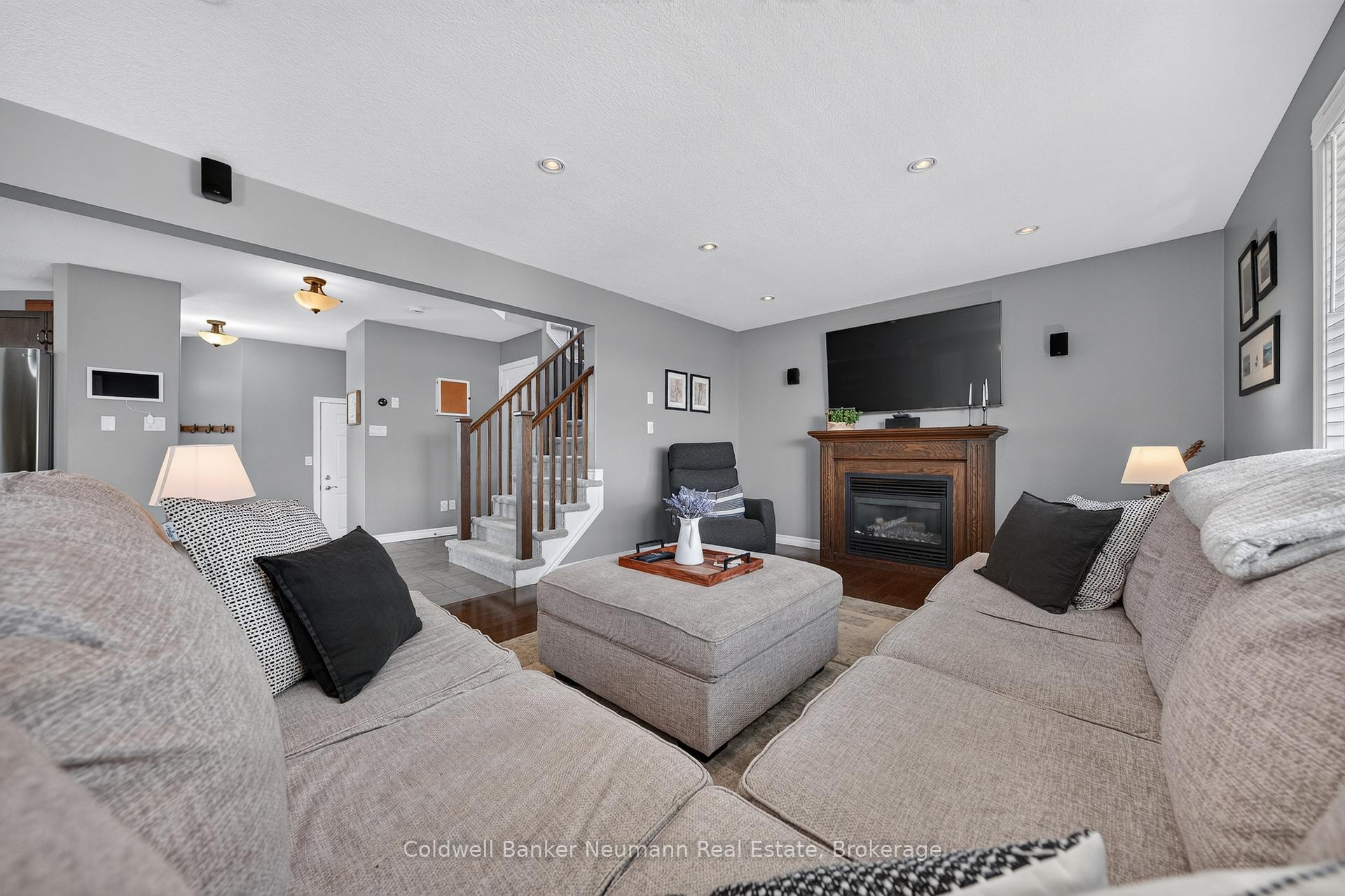 Photo 16 of 8 Creighton Avenue, Guelph, Grange Road — HOMEH