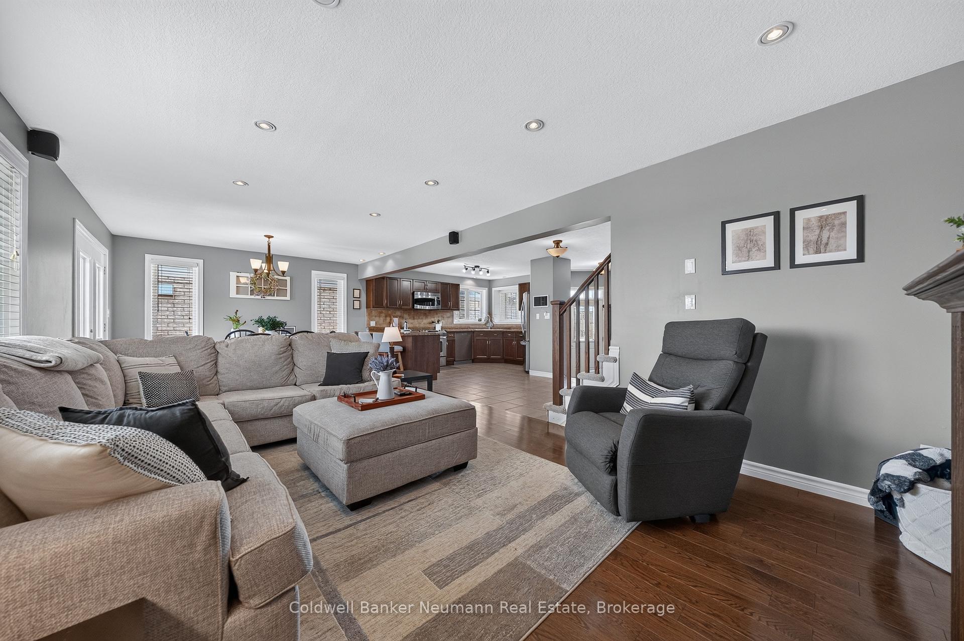 Photo 18 of 8 Creighton Avenue, Guelph, Grange Road — HOMEH
