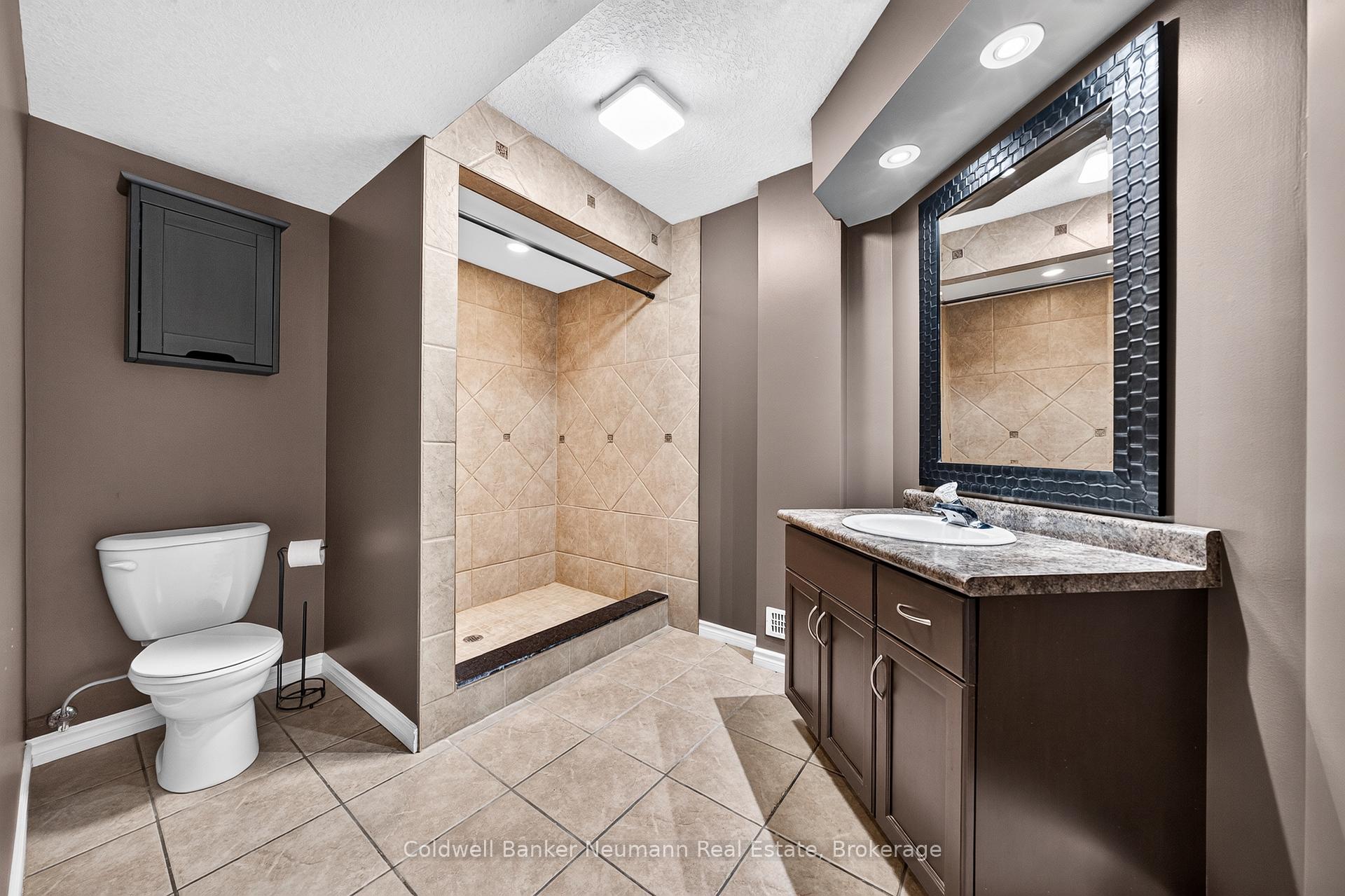 Photo 38 of 8 Creighton Avenue, Guelph, Grange Road — HOMEH