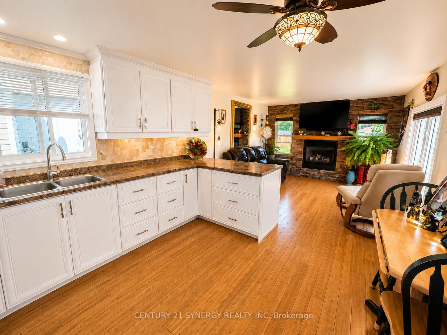 Photo 12 of 17 Echo Drive, Rideau Lakes, Rideau Lakes (South Elmsley) Twp — HOMEH