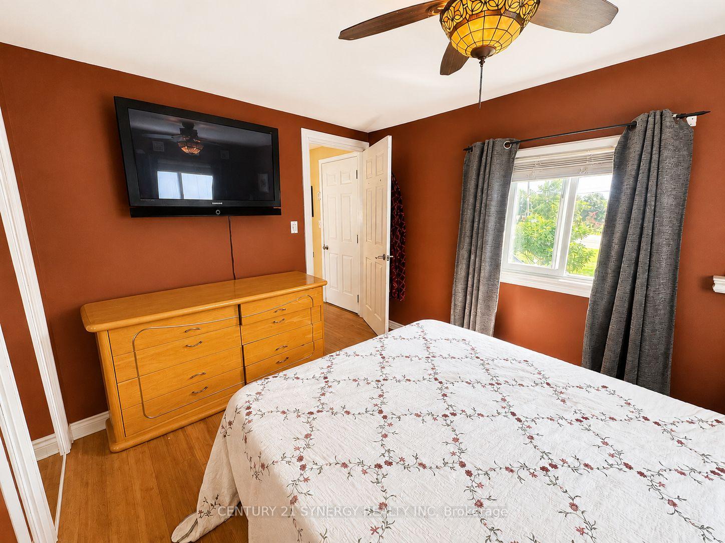 Photo 21 of 17 Echo Drive, Rideau Lakes, Rideau Lakes (South Elmsley) Twp — HOMEH