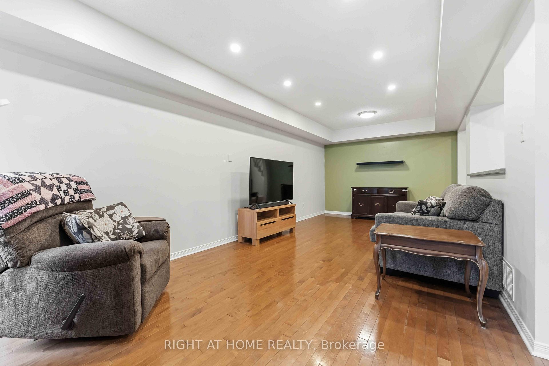 Photo 6 of 52 Fieldberry Private, Ottawa, Barrhaven - Stonebridge — HOMEH