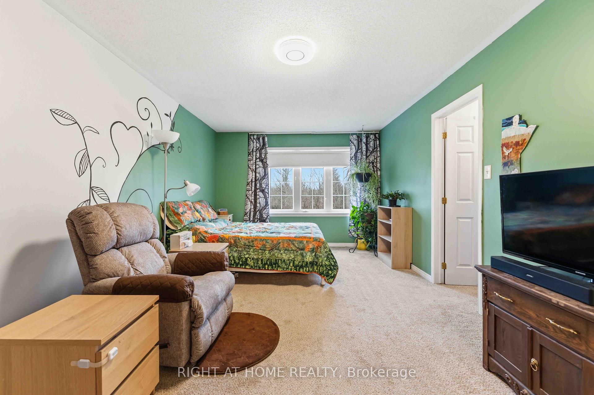 Photo 17 of 52 Fieldberry Private, Ottawa, Barrhaven - Stonebridge — HOMEH