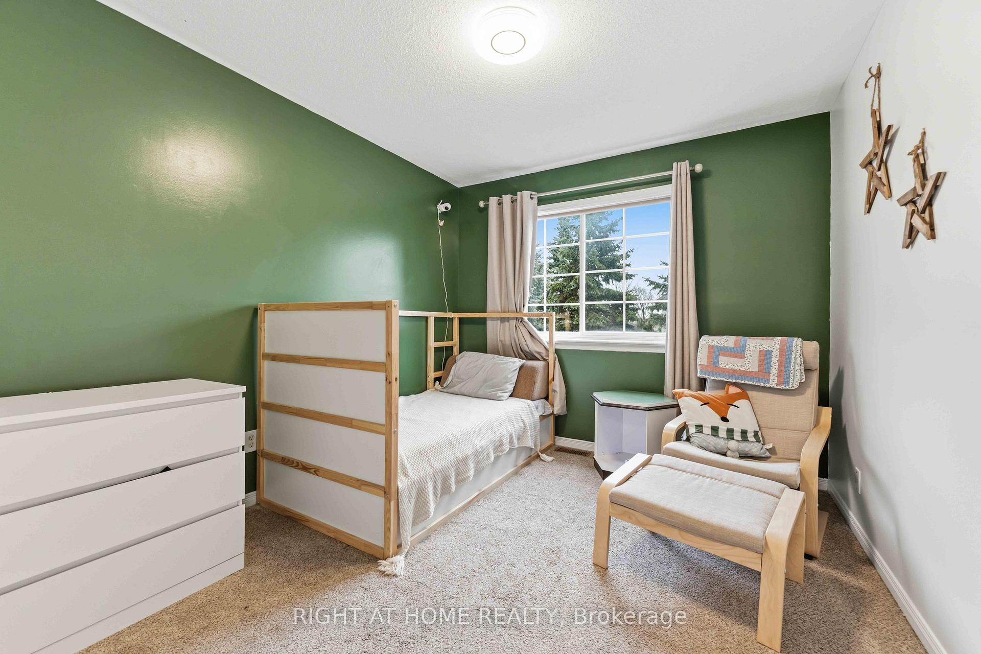 Photo 22 of 52 Fieldberry Private, Ottawa, Barrhaven - Stonebridge — HOMEH