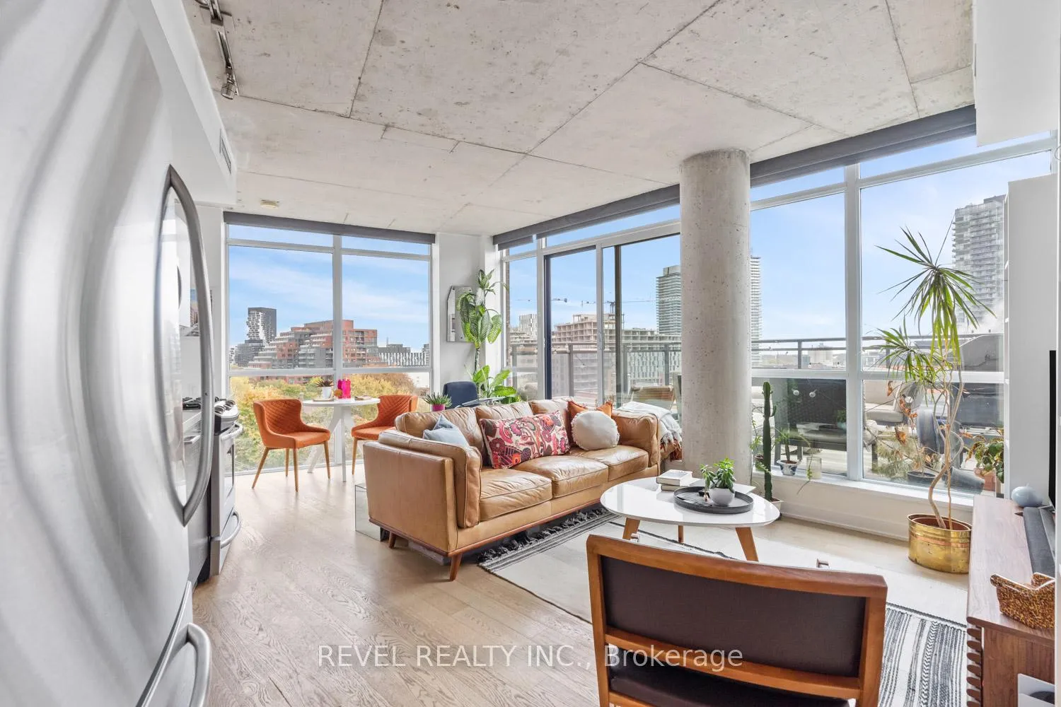 Photo 8 of Unit 806, 318 King Street E, Toronto, Moss Park — HOMEH