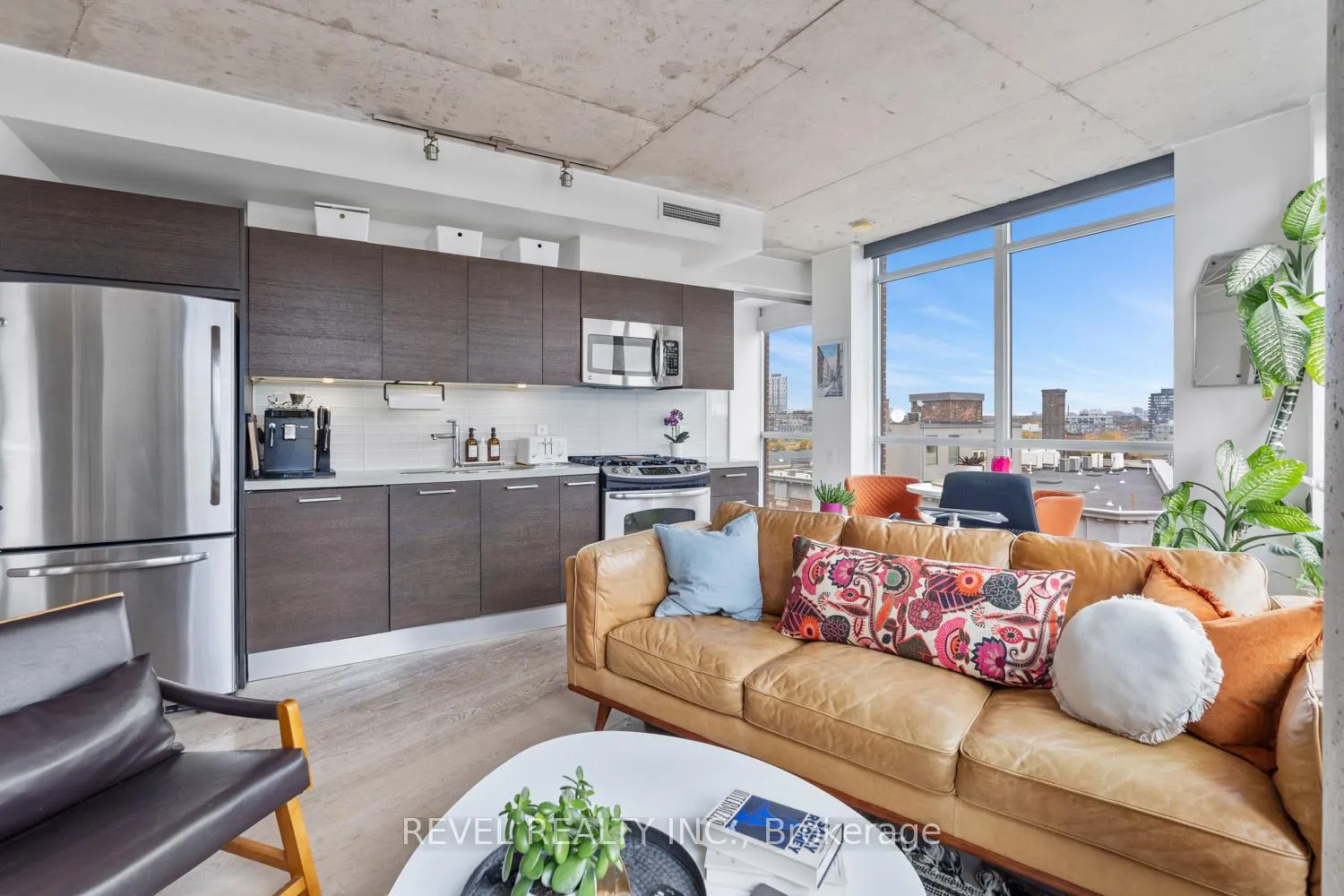 Photo 10 of Unit 806, 318 King Street E, Toronto, Moss Park — HOMEH
