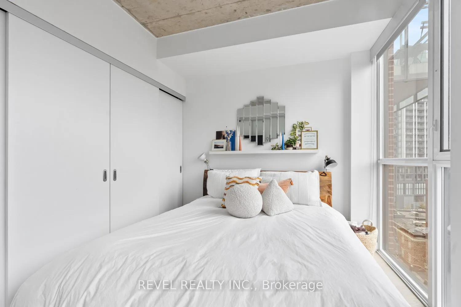 Photo 14 of Unit 806, 318 King Street E, Toronto, Moss Park — HOMEH