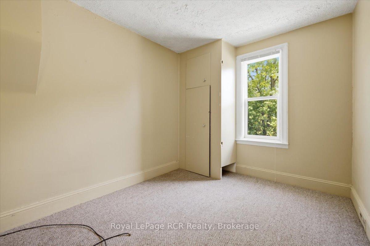 Photo 19 of 567 & 565 7th A Street E, Owen Sound — HOMEH