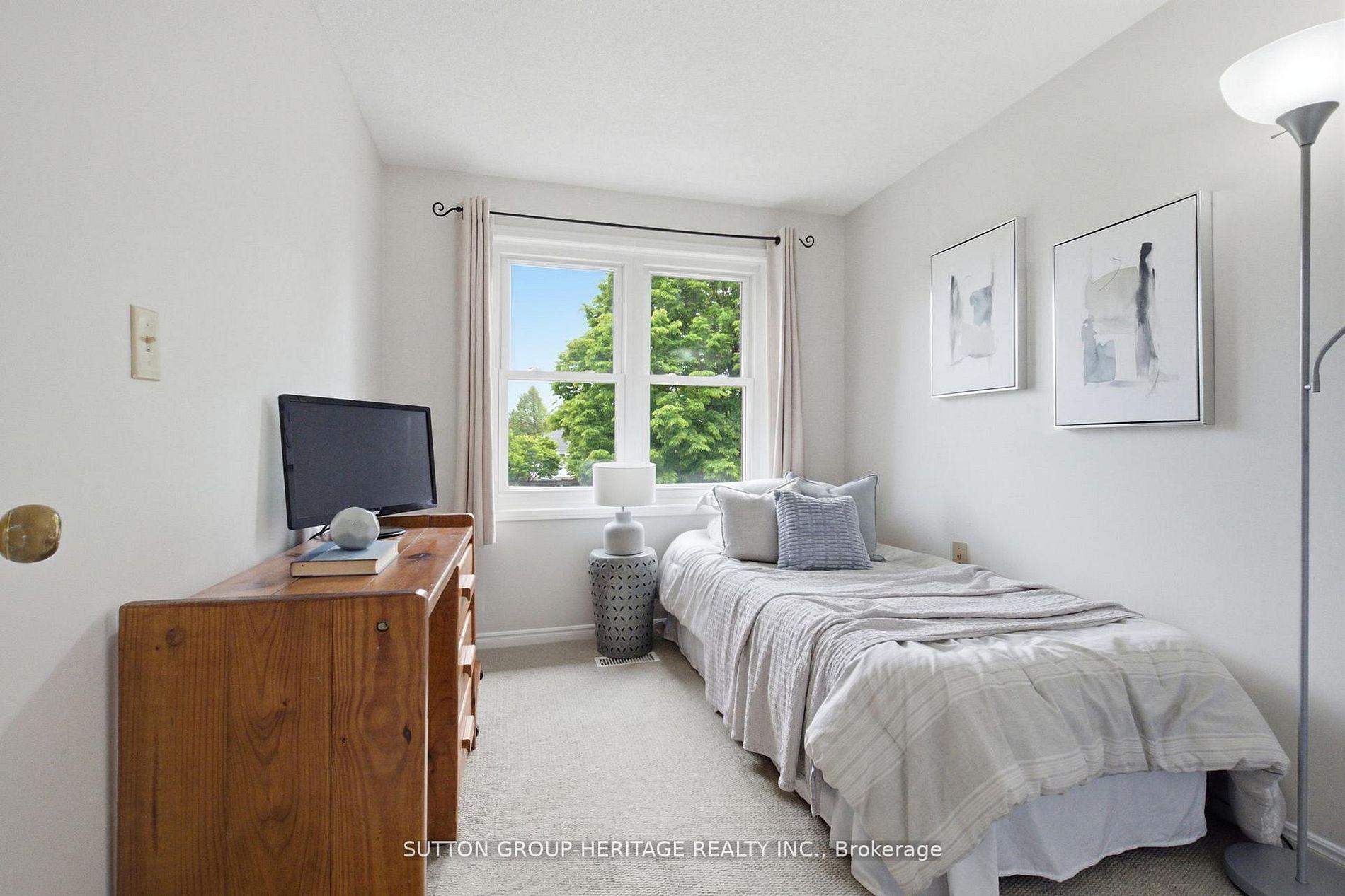 Photo 20 of 1413 Beaverbrook Court, Oshawa, Lakeview — HOMEH