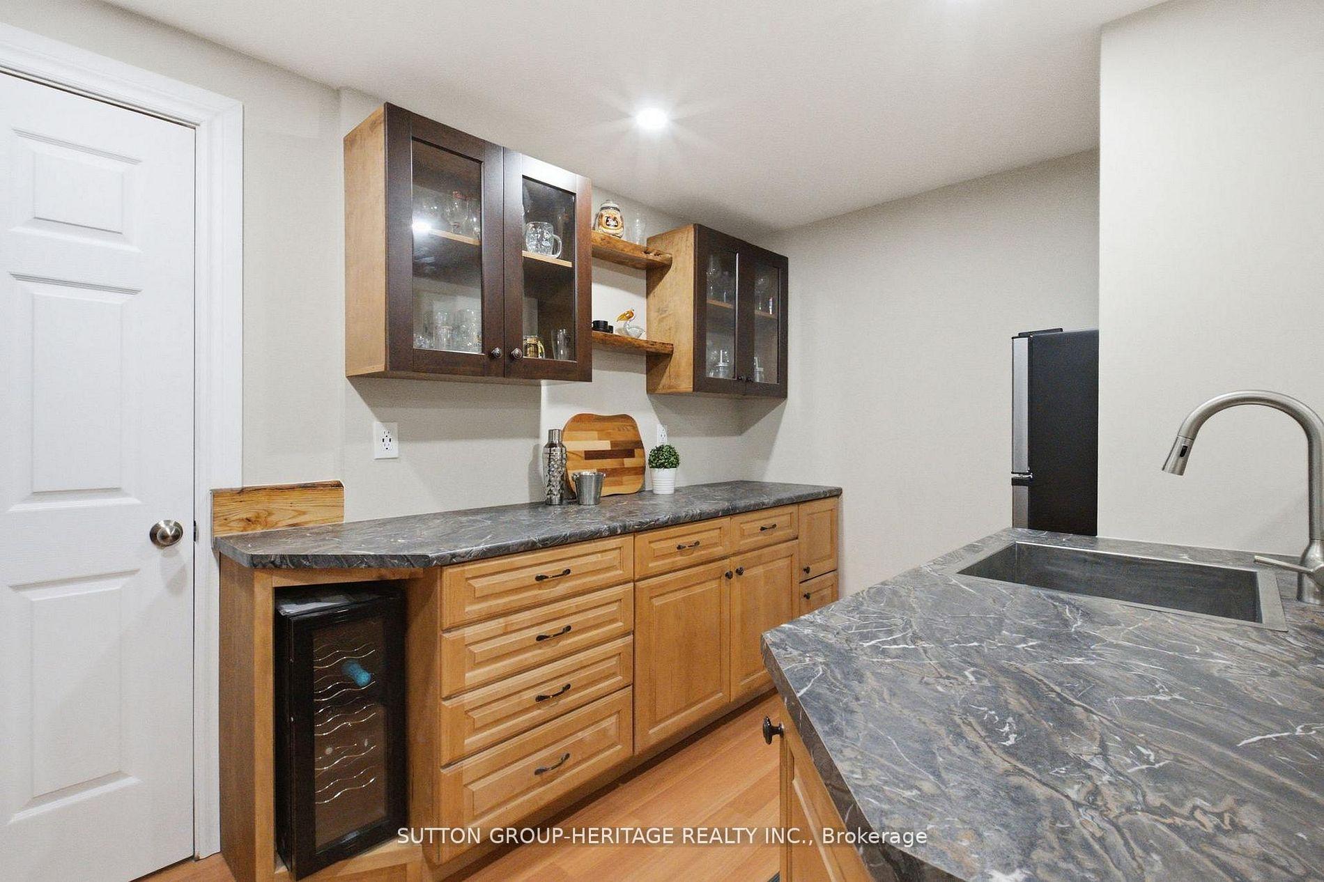 Photo 27 of 1413 Beaverbrook Court, Oshawa, Lakeview — HOMEH
