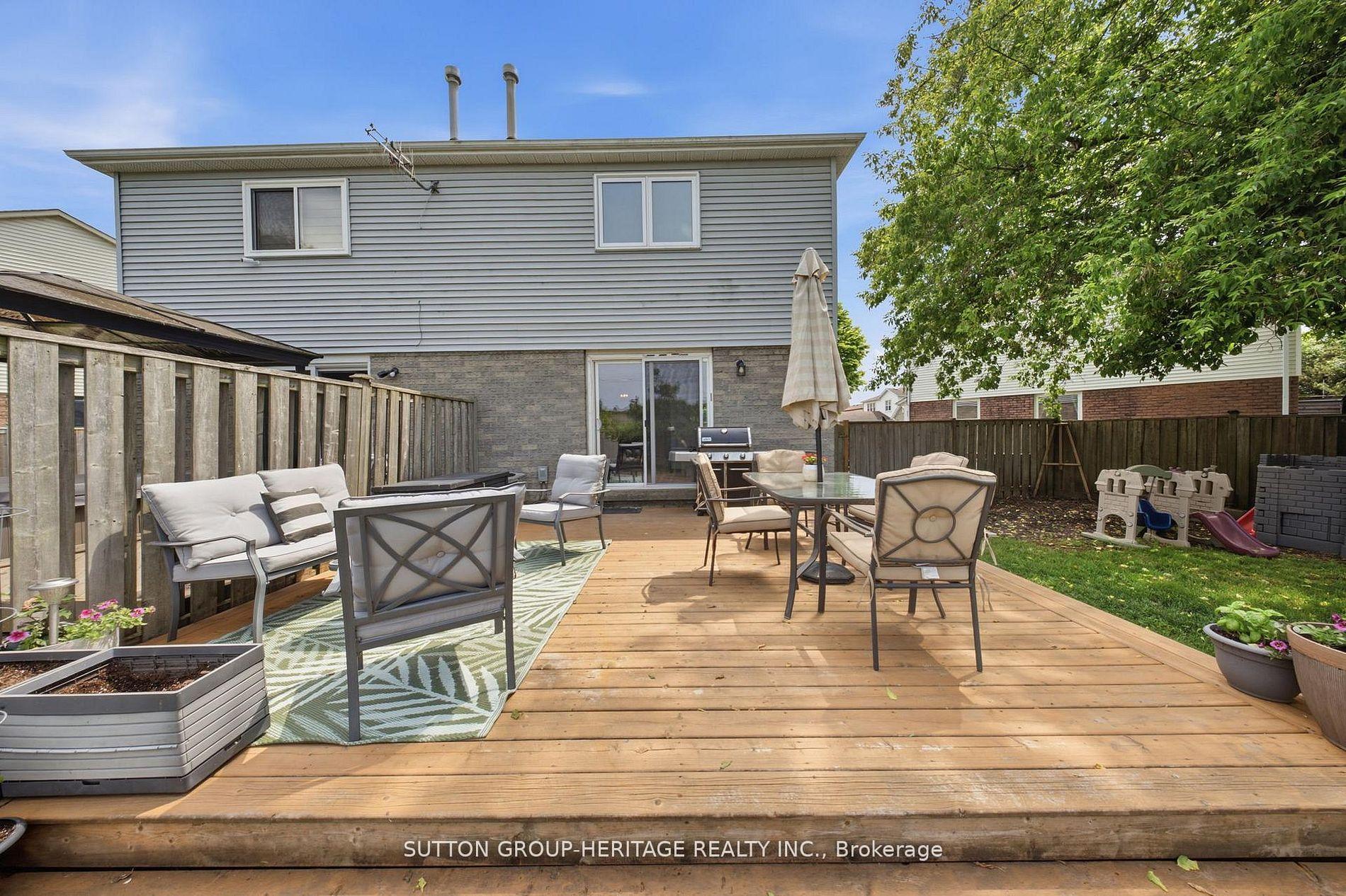 Photo 32 of 1413 Beaverbrook Court, Oshawa, Lakeview — HOMEH