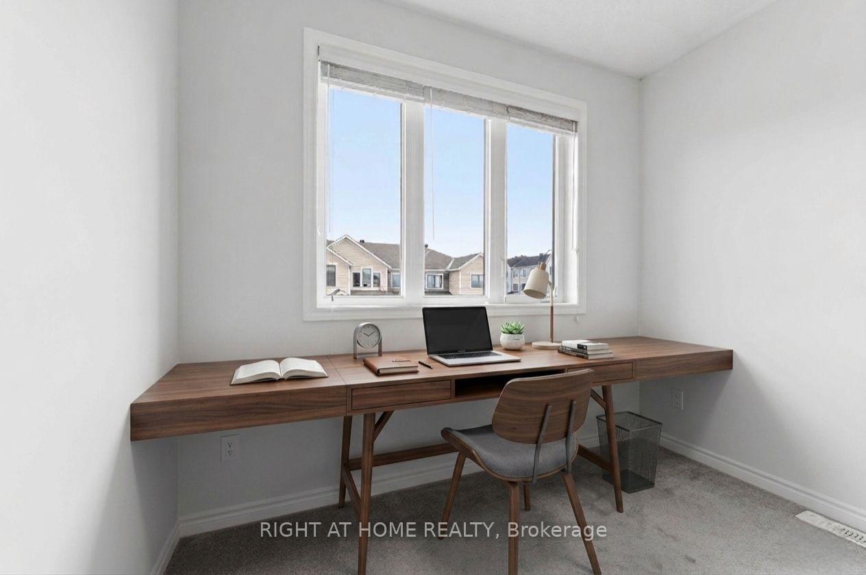 Photo 19 of 404 Edgevalley Court, Ottawa, Stittsville (North) — HOMEH