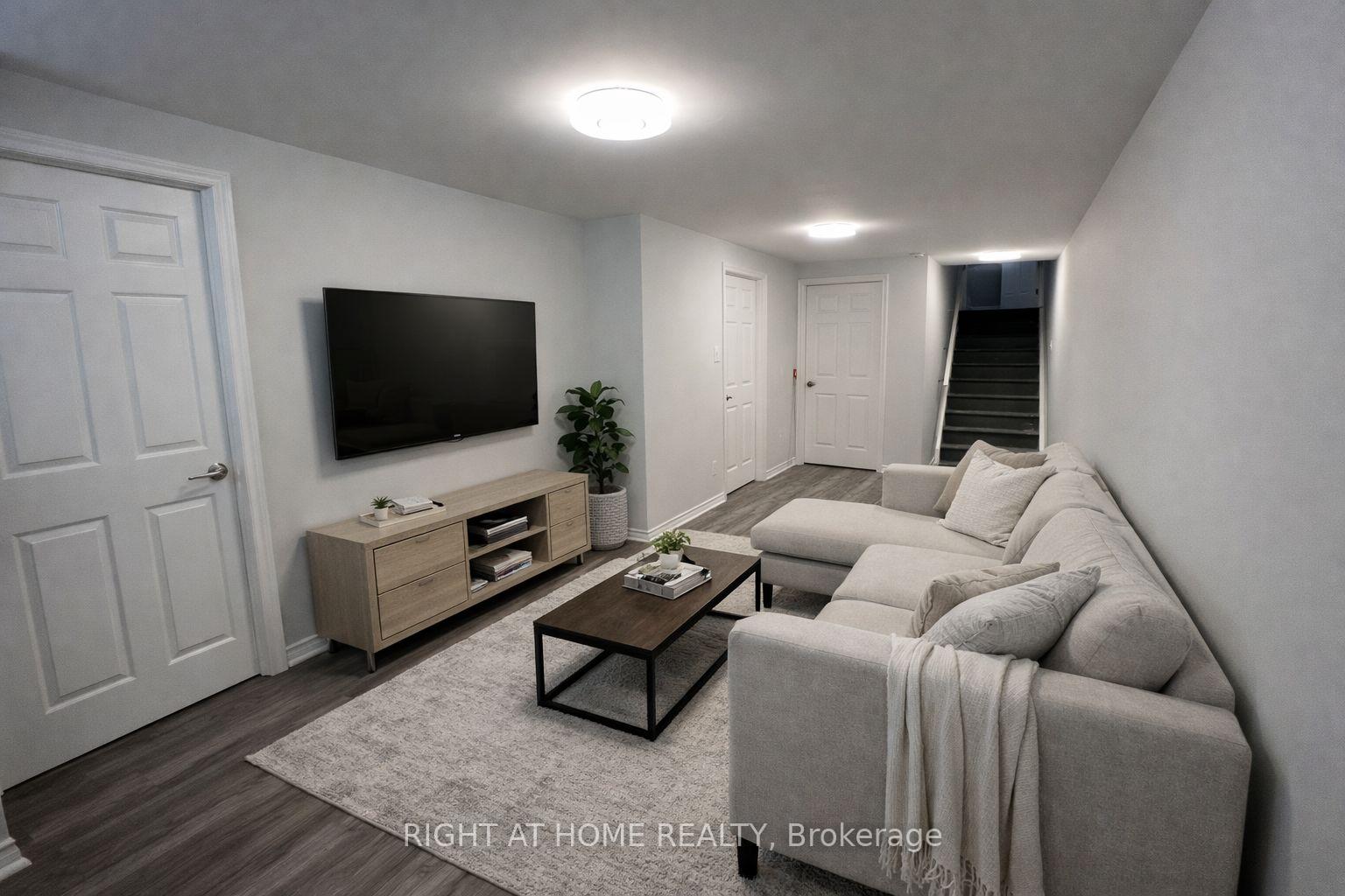 Photo 33 of 404 Edgevalley Court, Ottawa, Stittsville (North) — HOMEH
