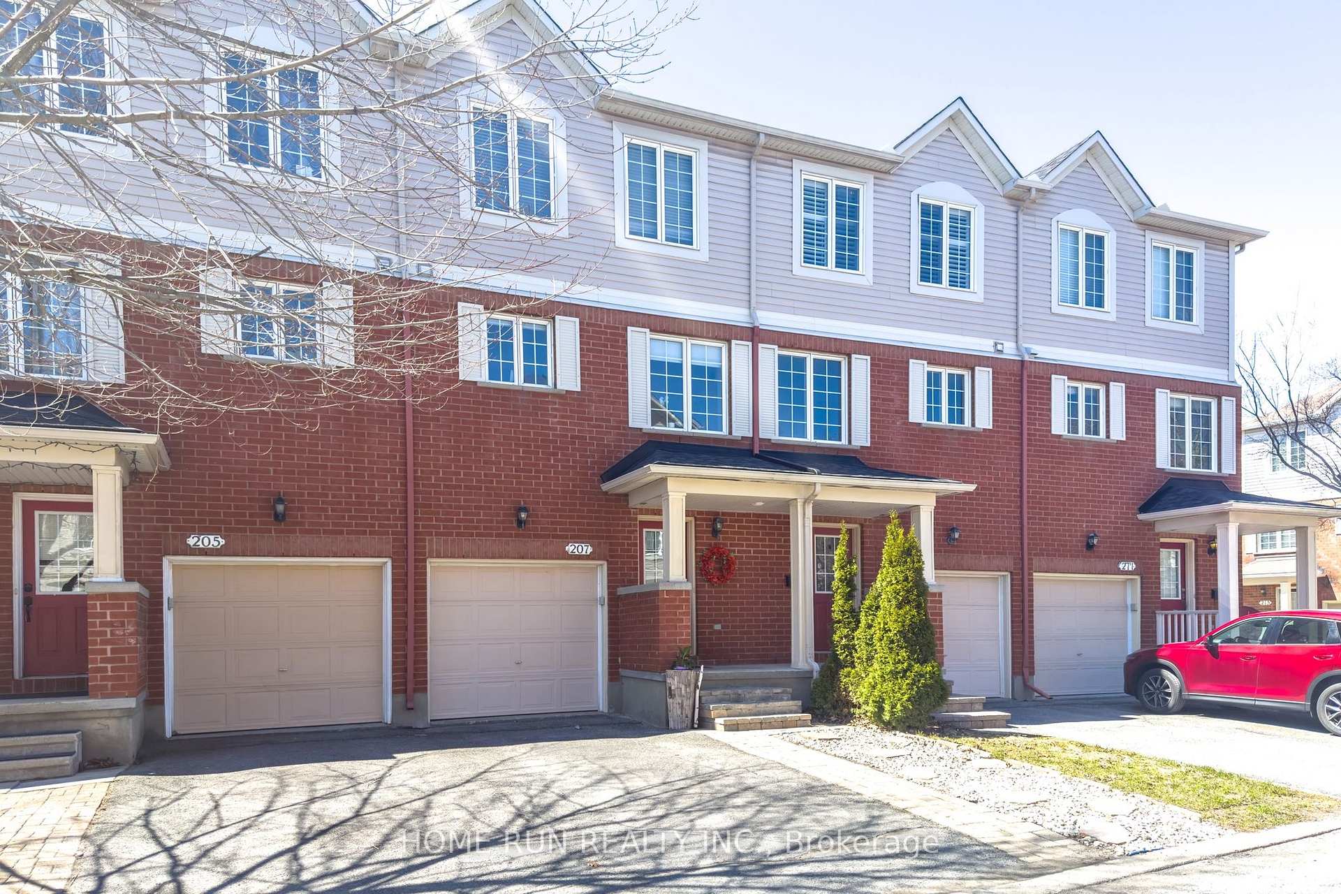 Photo 3 of Unit 207, 90 Edenvale Drive, Ottawa, Kanata - Beaverbrook — HOMEH