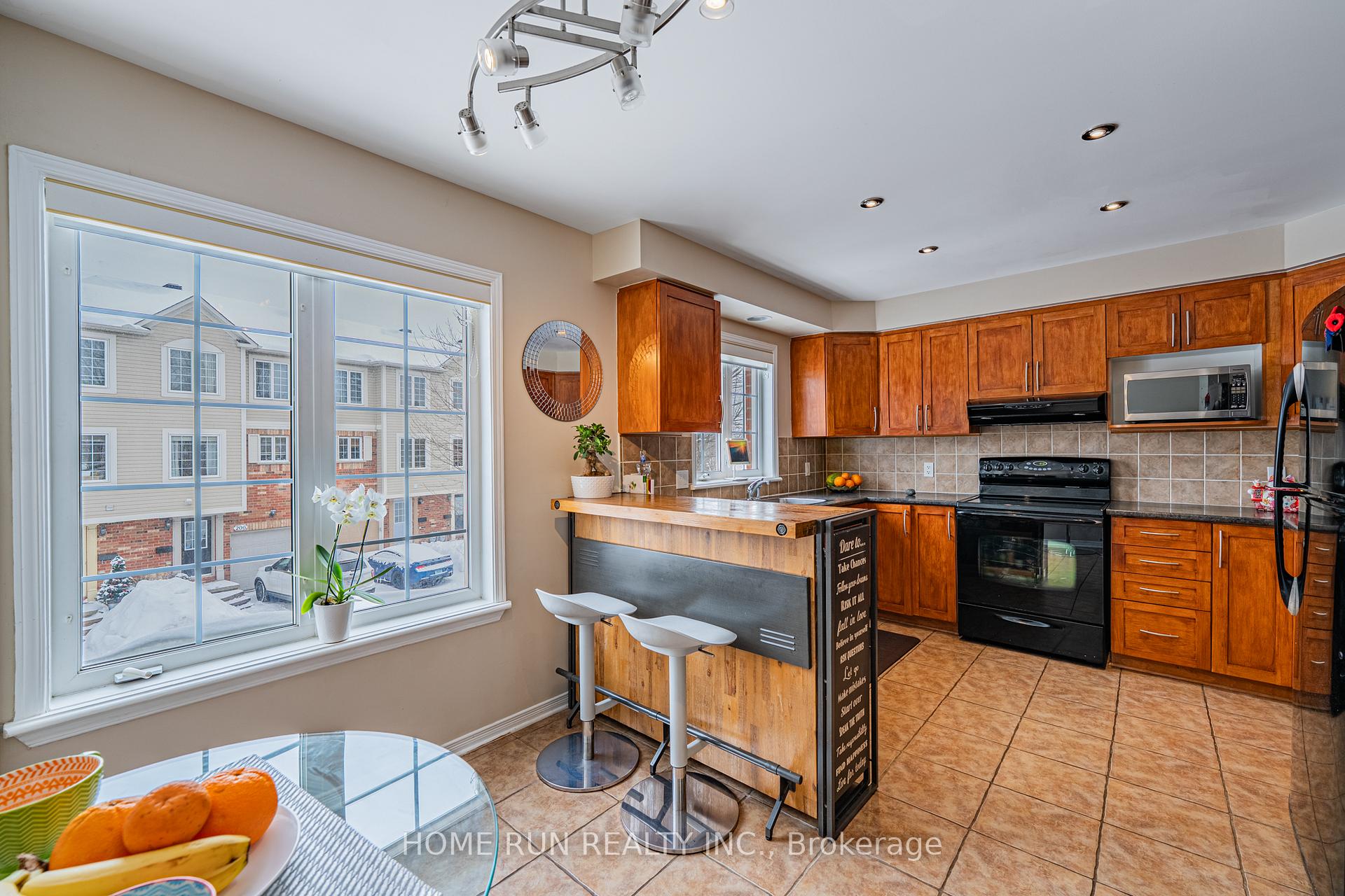 Photo 5 of Unit 207, 90 Edenvale Drive, Ottawa, Kanata - Beaverbrook — HOMEH