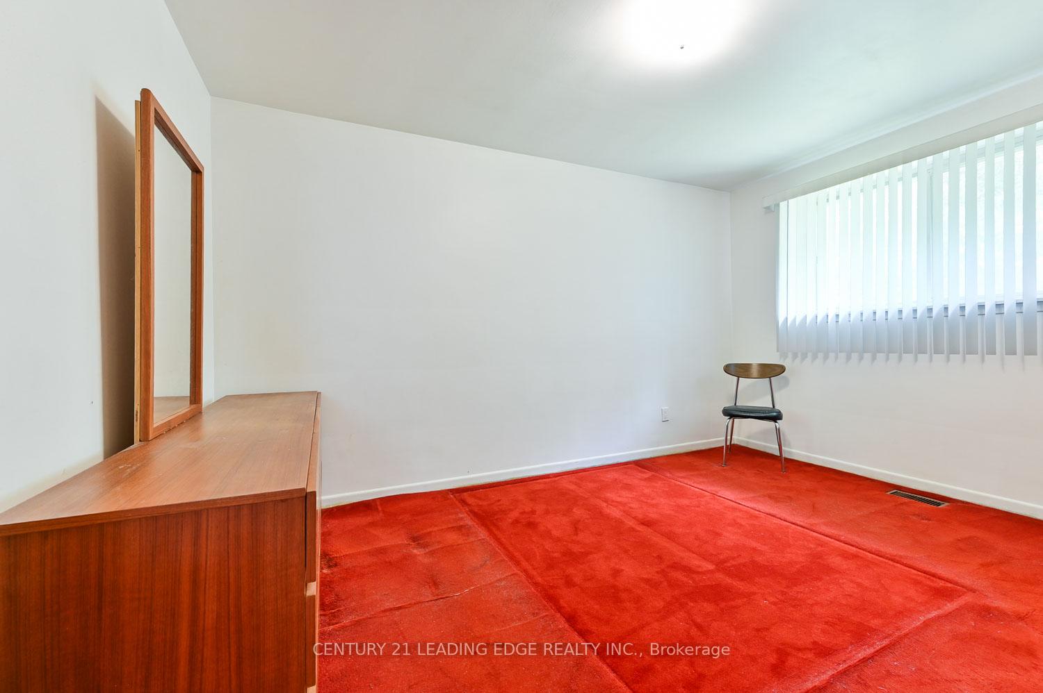 Photo 15 of 53 Danzig Street, Scarborough, West Hill — HOMEH