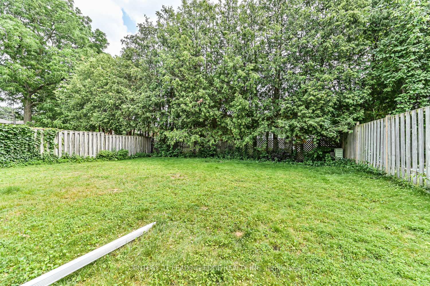 Photo 22 of 53 Danzig Street, Scarborough, West Hill — HOMEH