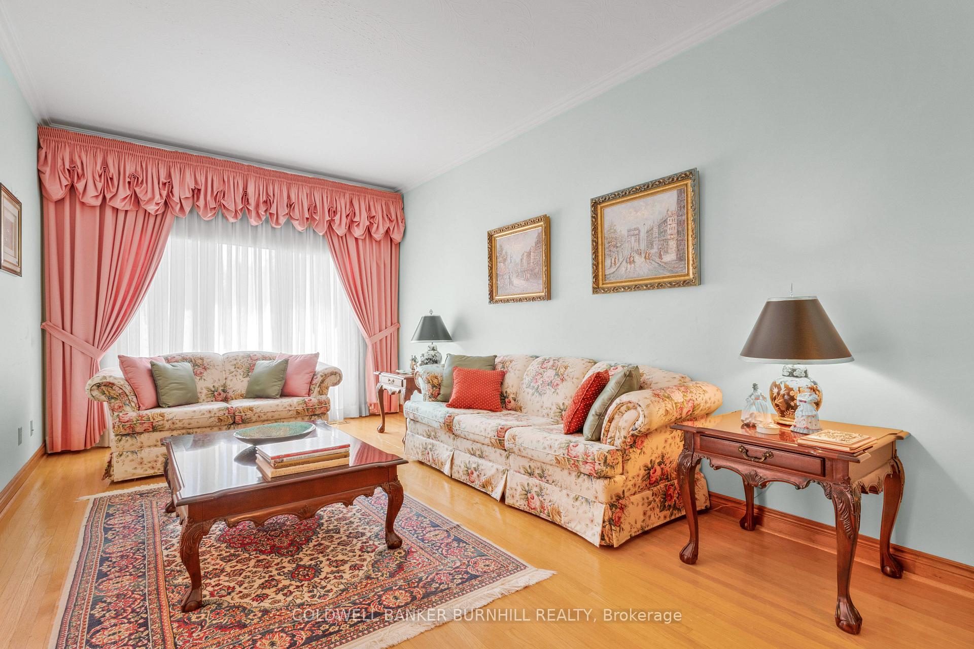 Photo 7 of 706 Glencairn Avenue, Toronto, Englemount-Lawrence — HOMEH