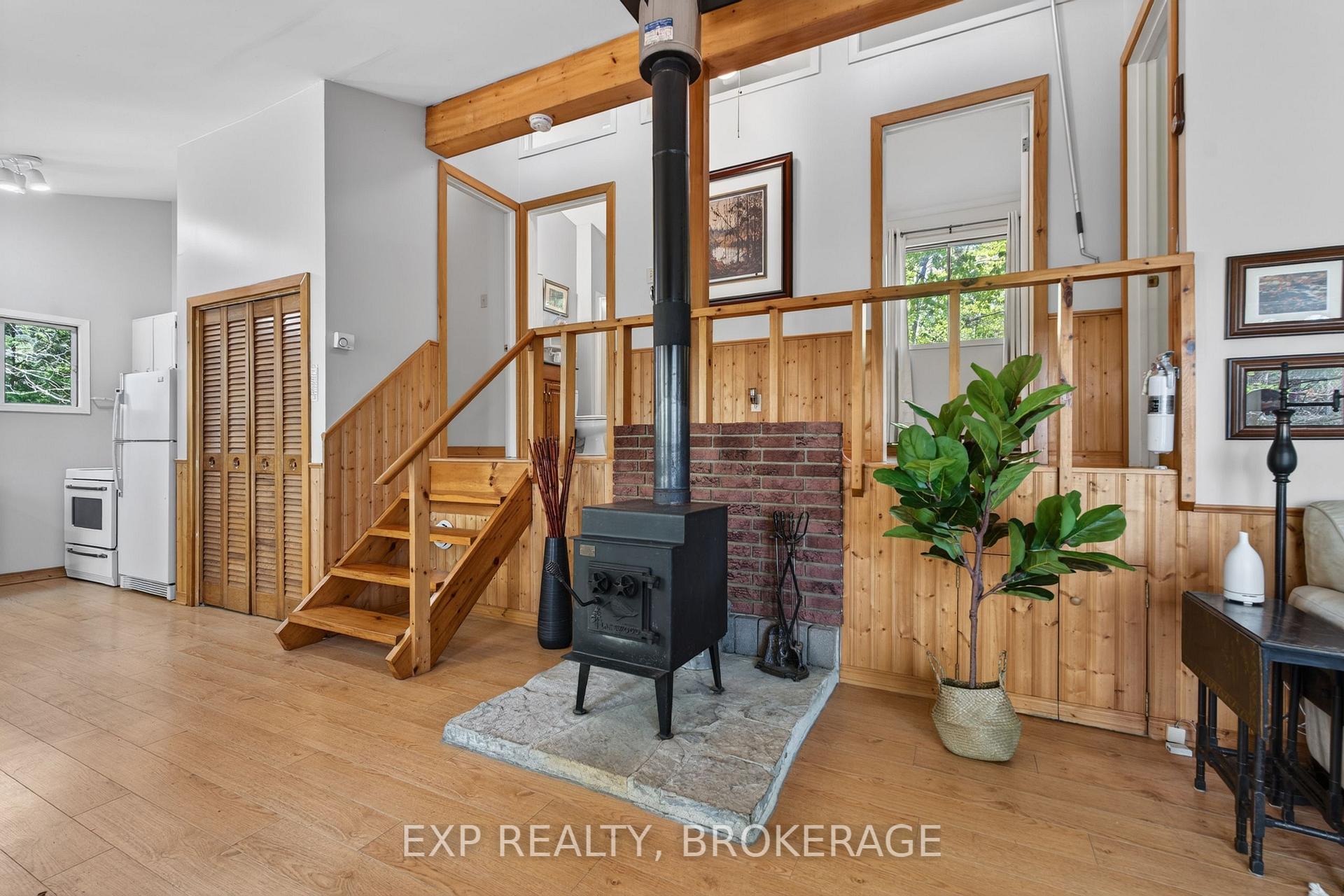 Photo 12 of 1126 Richmond Lane, Frontenac, Frontenac Centre — HOMEH