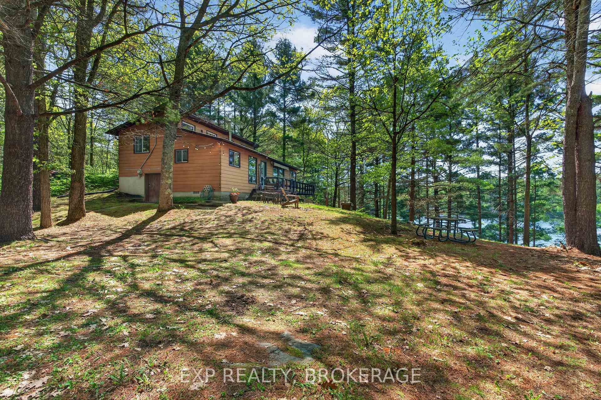 Photo 36 of 1126 Richmond Lane, Frontenac, Frontenac Centre — HOMEH