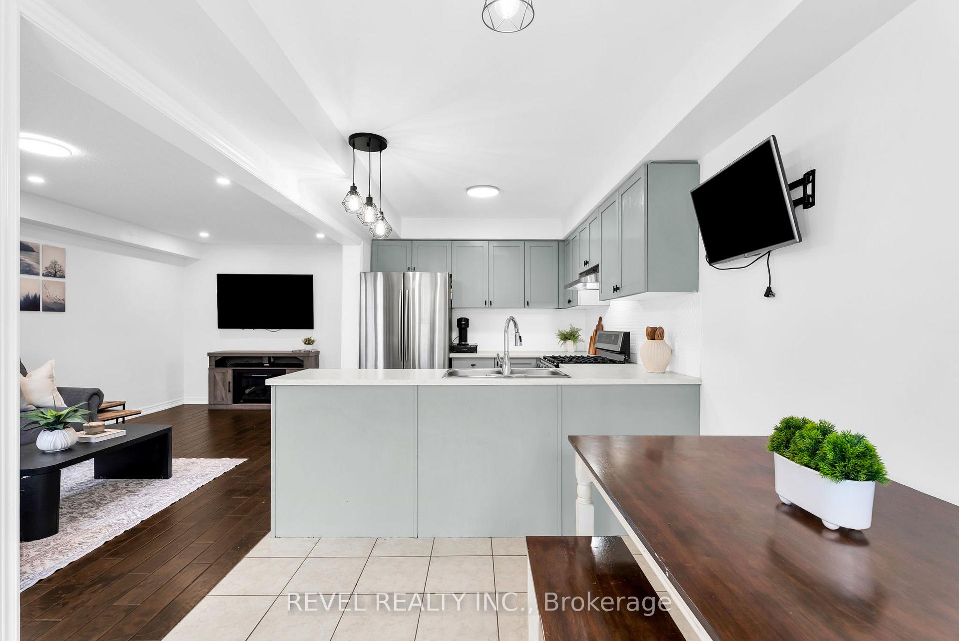 Photo 9 of 824 Cook Crescent, Shelburne — HOMEH