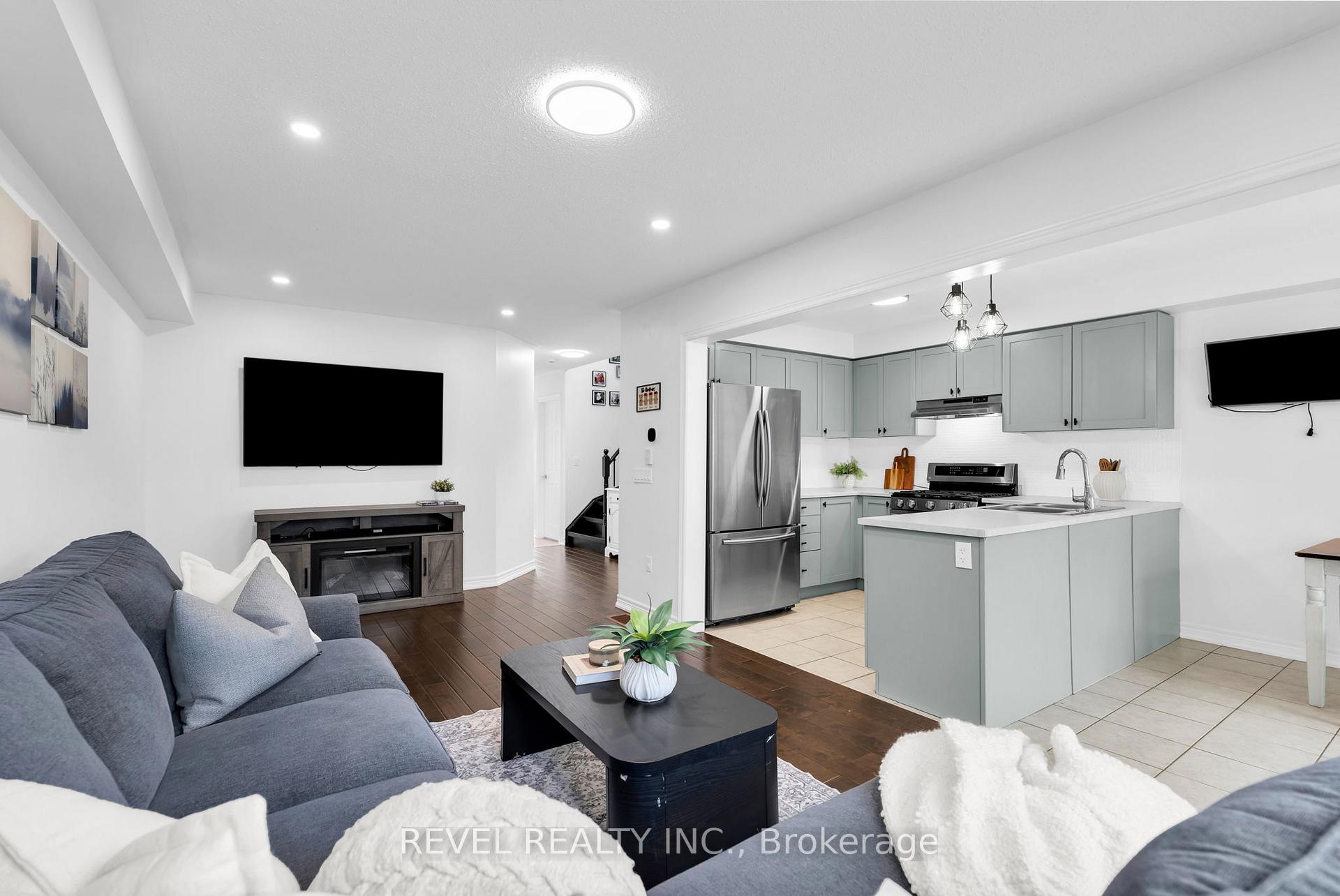 Photo 12 of 824 Cook Crescent, Shelburne — HOMEH