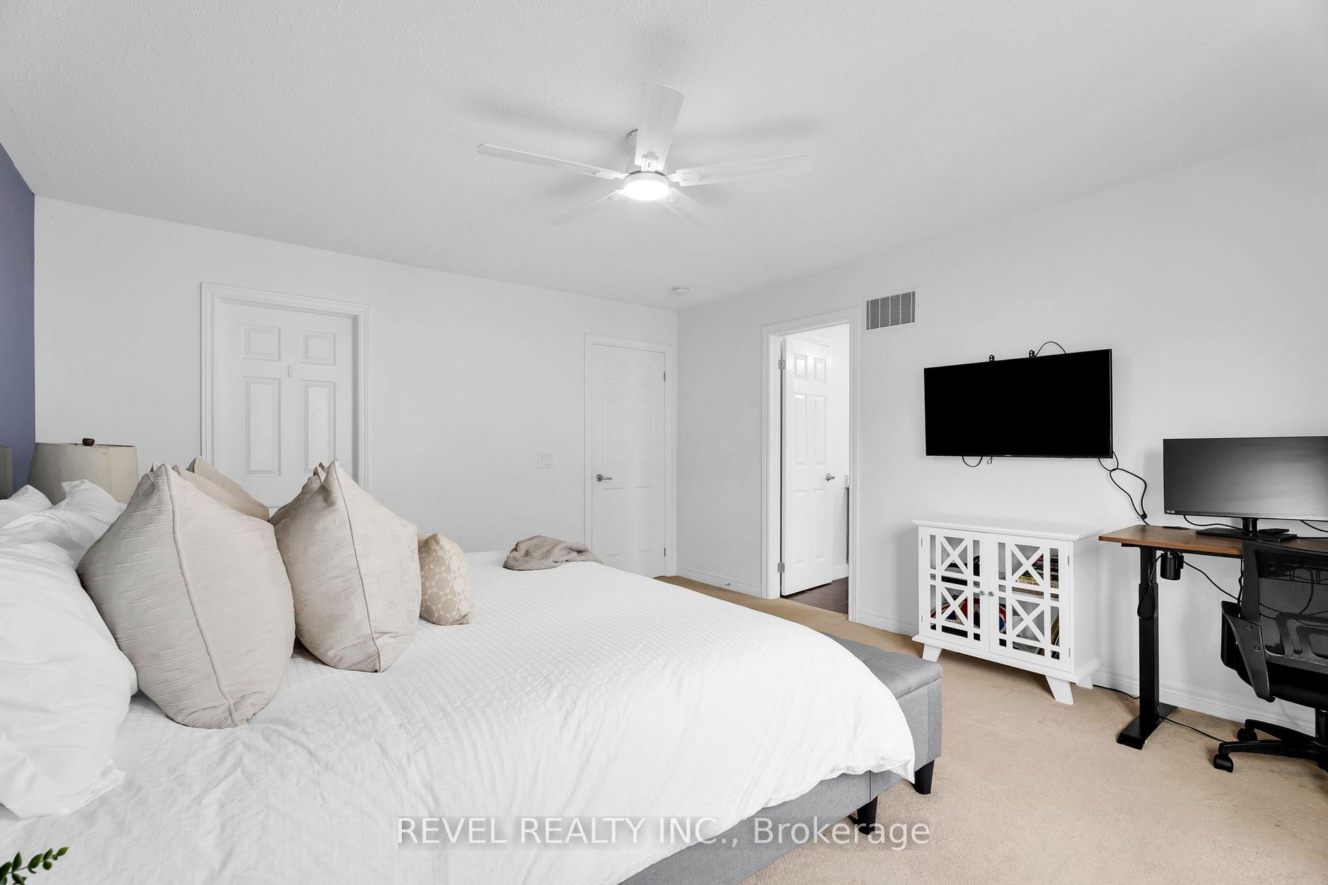 Photo 21 of 824 Cook Crescent, Shelburne — HOMEH
