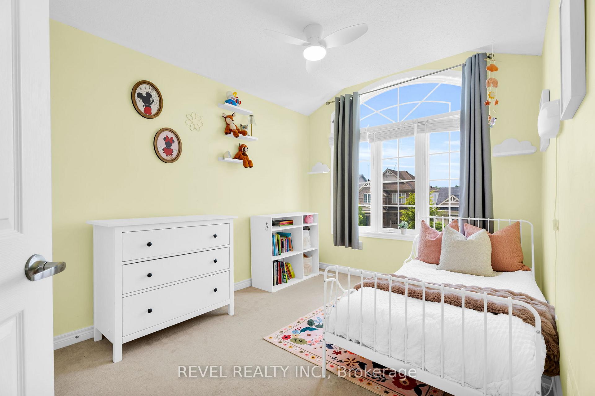 Photo 25 of 824 Cook Crescent, Shelburne — HOMEH