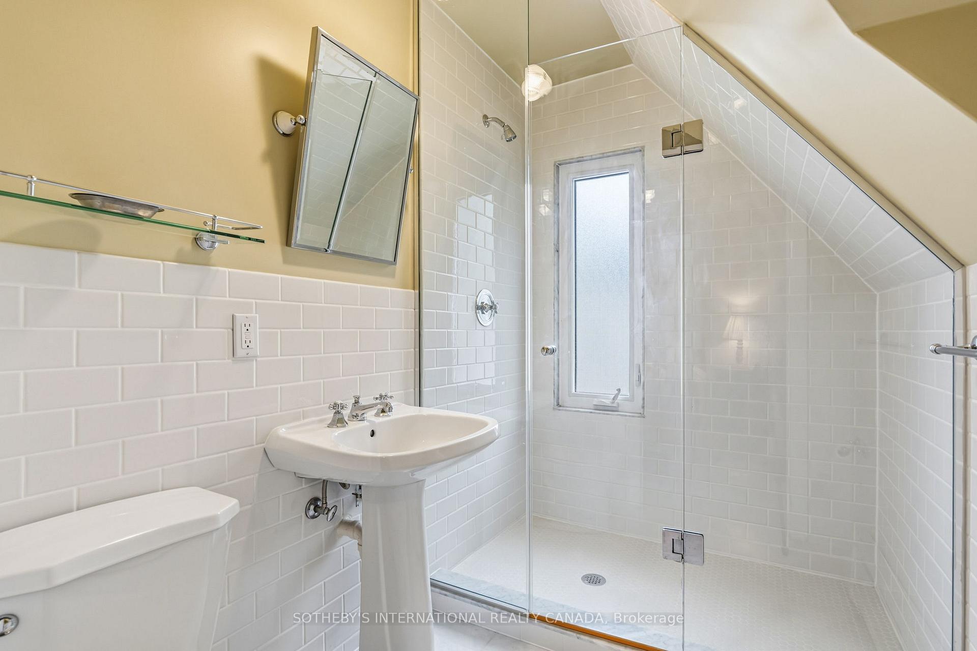 Photo 20 of 66 Inglewood Drive, Toronto, Rosedale-Moore Park — HOMEH