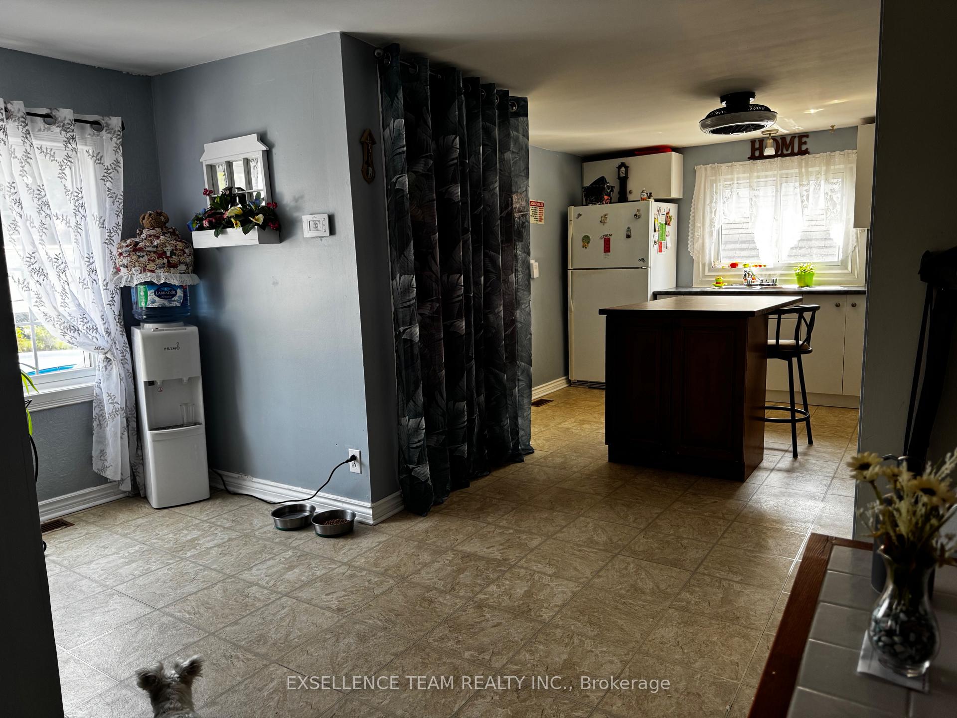 Photo 4 of 302 Seventh Street W, Cornwall — HOMEH