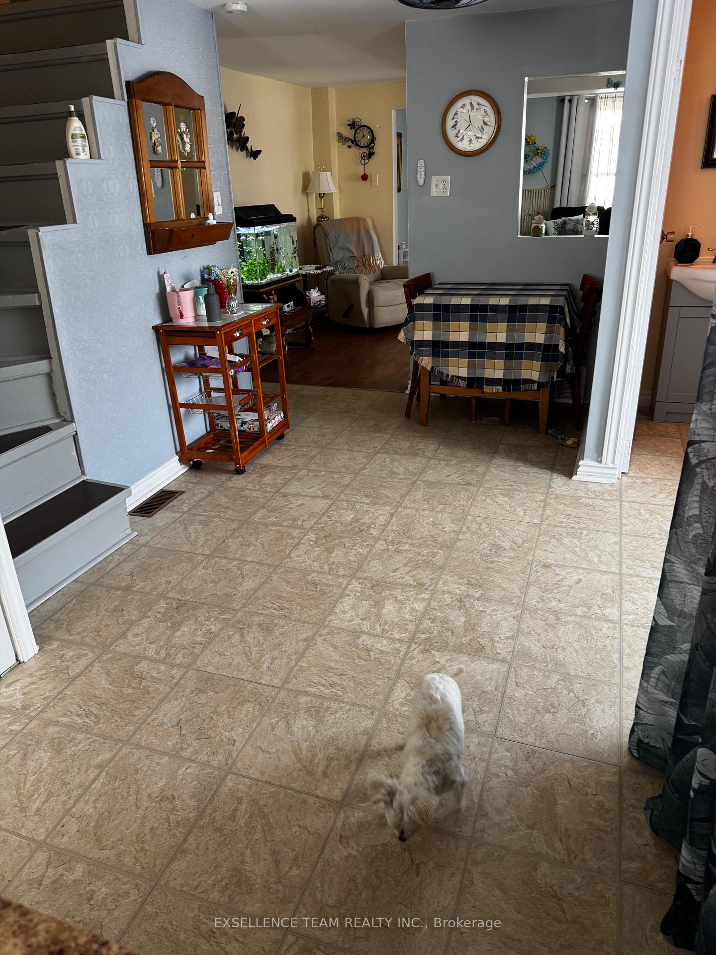 Photo 5 of 302 Seventh Street W, Cornwall — HOMEH