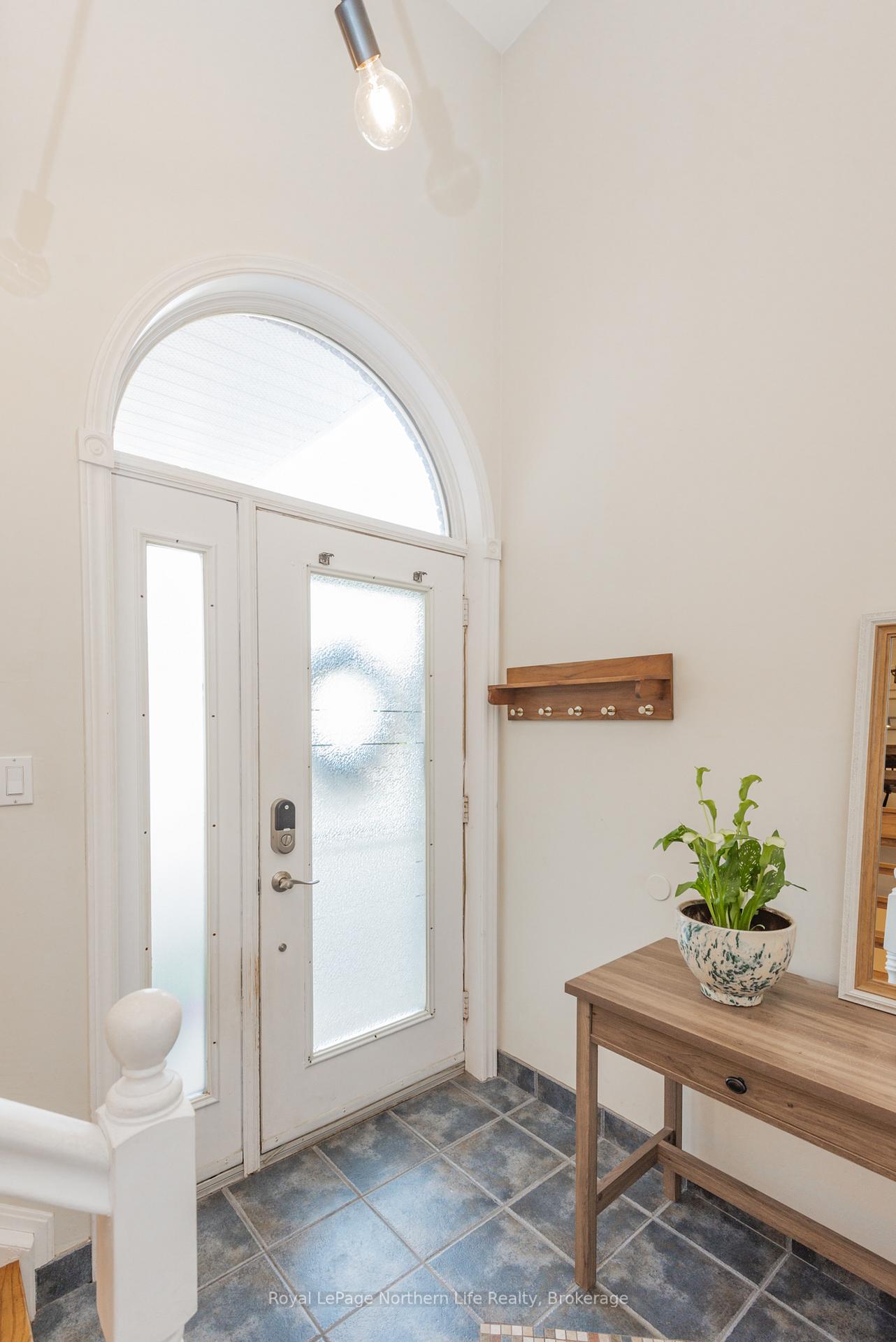 Photo 2 of 523 Bromley Avenue, North Bay, Widdifield — HOMEH