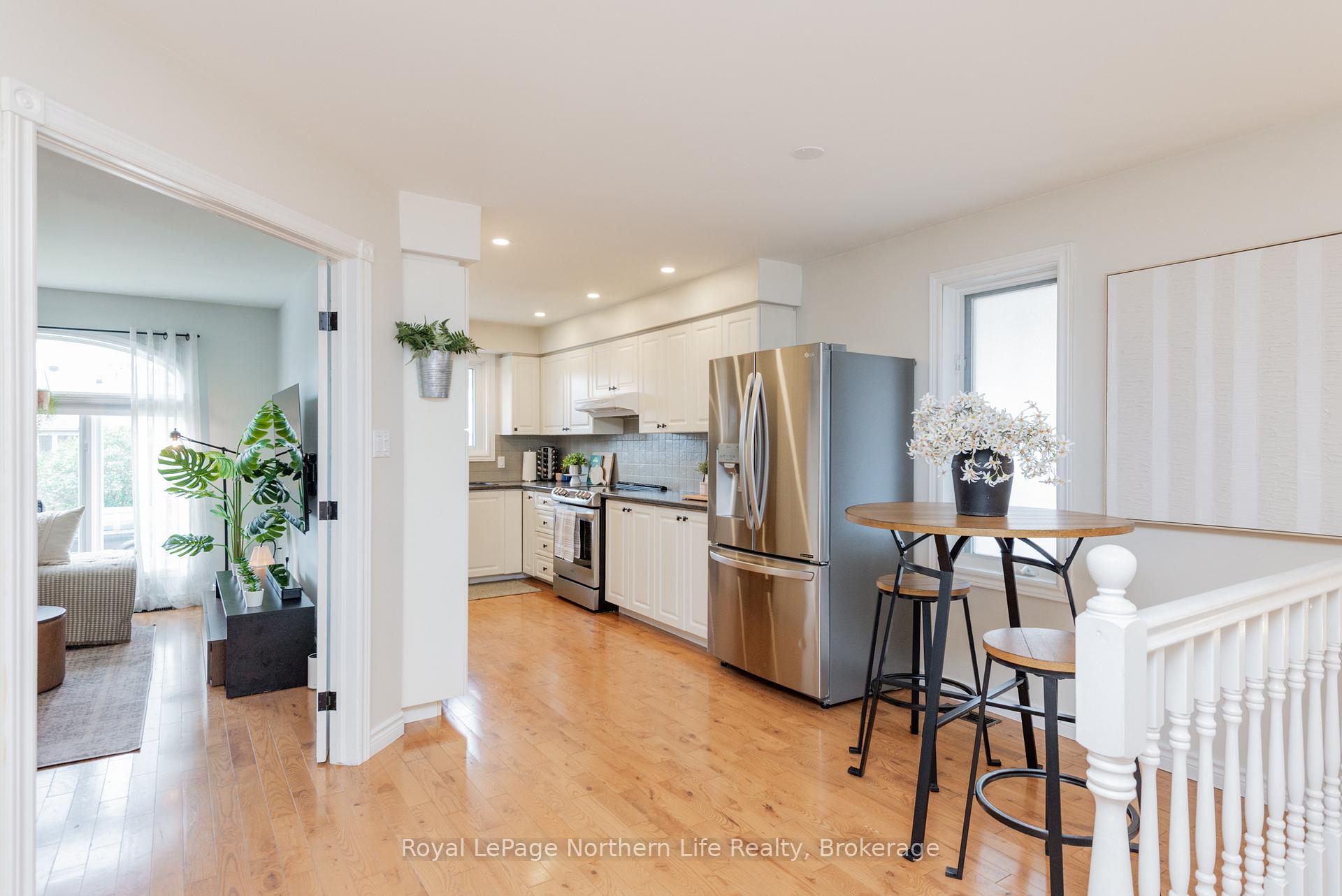 Photo 12 of 523 Bromley Avenue, North Bay, Widdifield — HOMEH