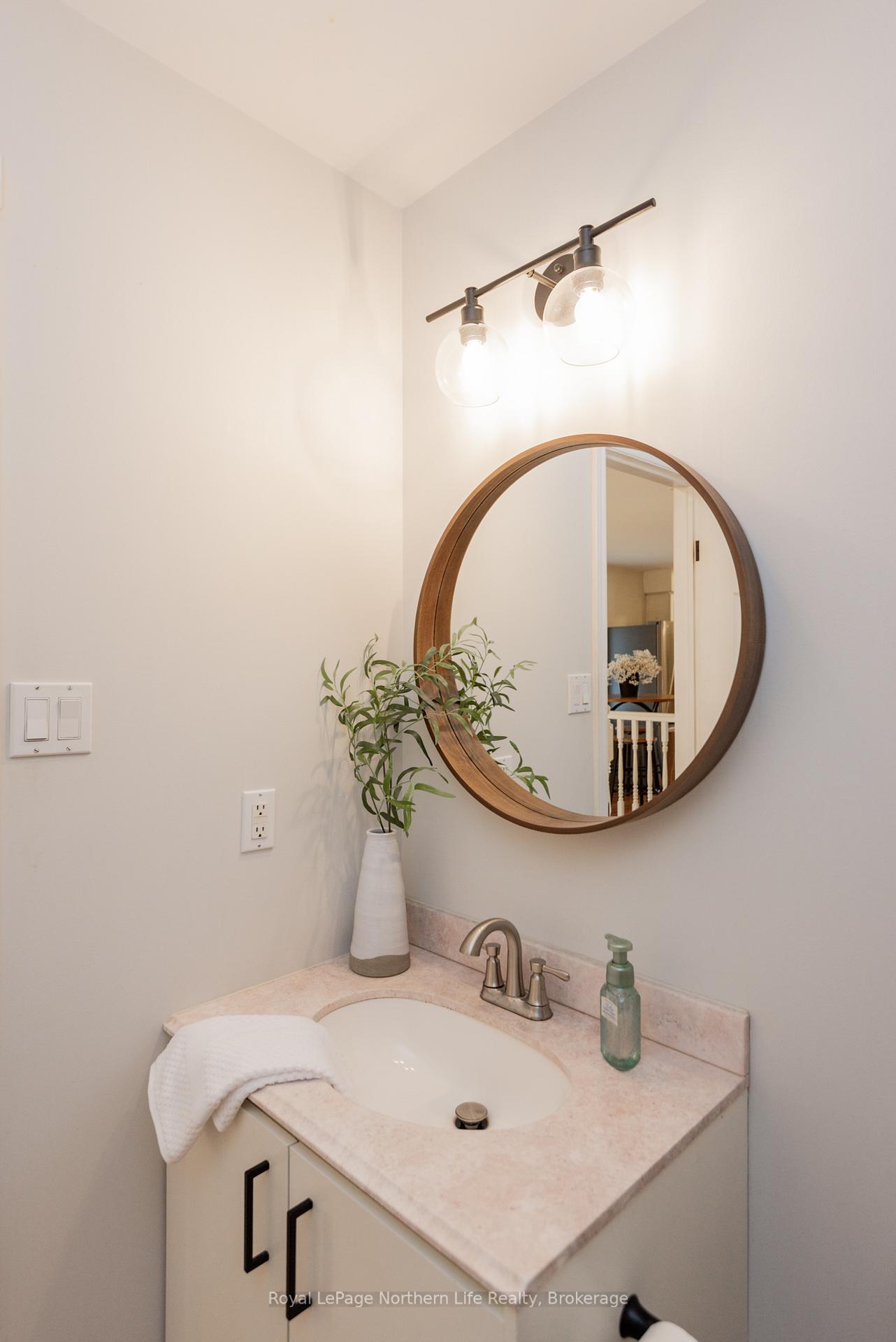 Photo 23 of 523 Bromley Avenue, North Bay, Widdifield — HOMEH