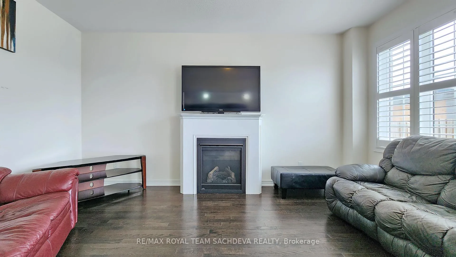 Photo 7 of 95 Fred Jackman Avenue, Clarington, Bowmanville — HOMEH
