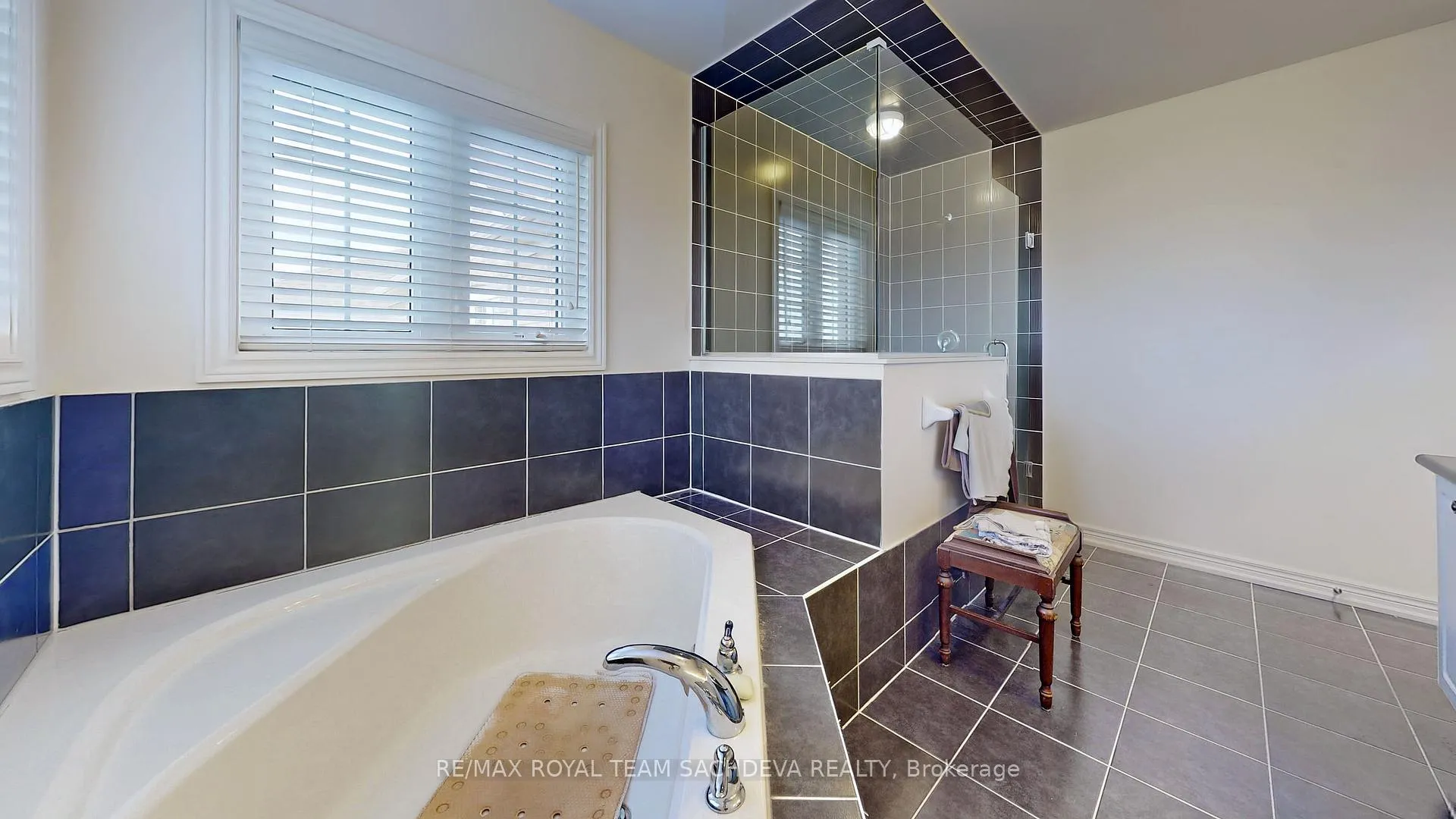 Photo 30 of 95 Fred Jackman Avenue, Clarington, Bowmanville — HOMEH