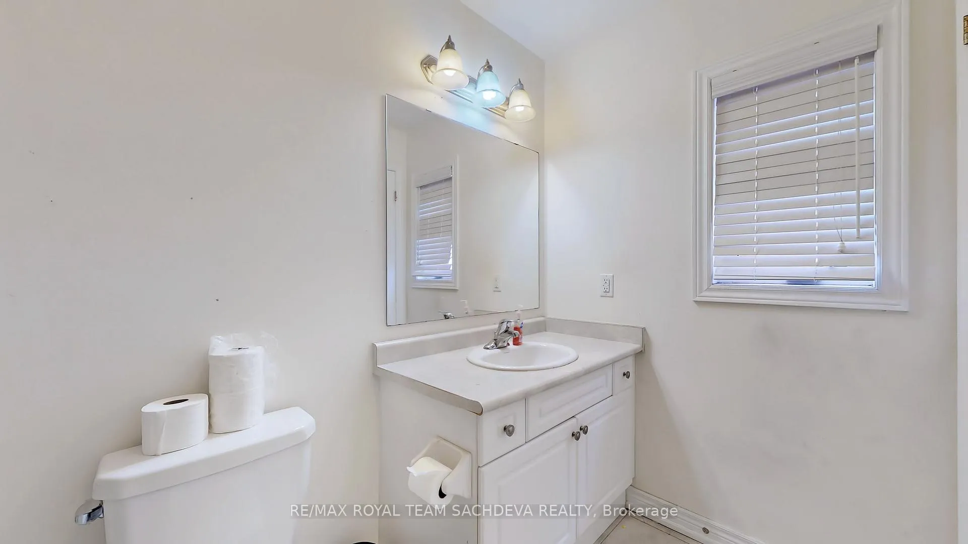 Photo 32 of 95 Fred Jackman Avenue, Clarington, Bowmanville — HOMEH