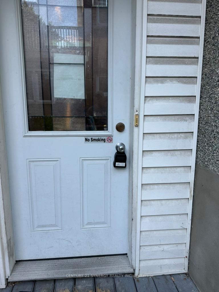 Photo 3 of Unit 5, 210 Cantin Street, Ottawa, Vanier — HOMEH