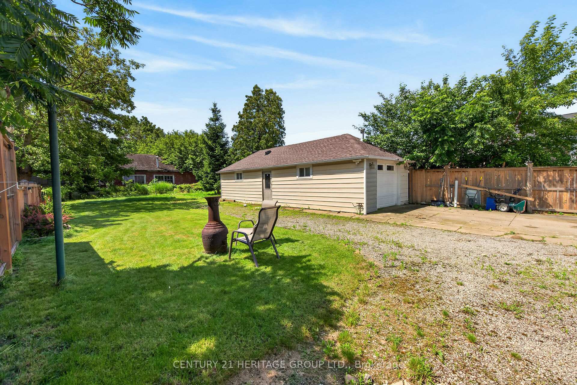 Photo 41 of 208 Carlton Street, St. Catharines, Downtown — HOMEH