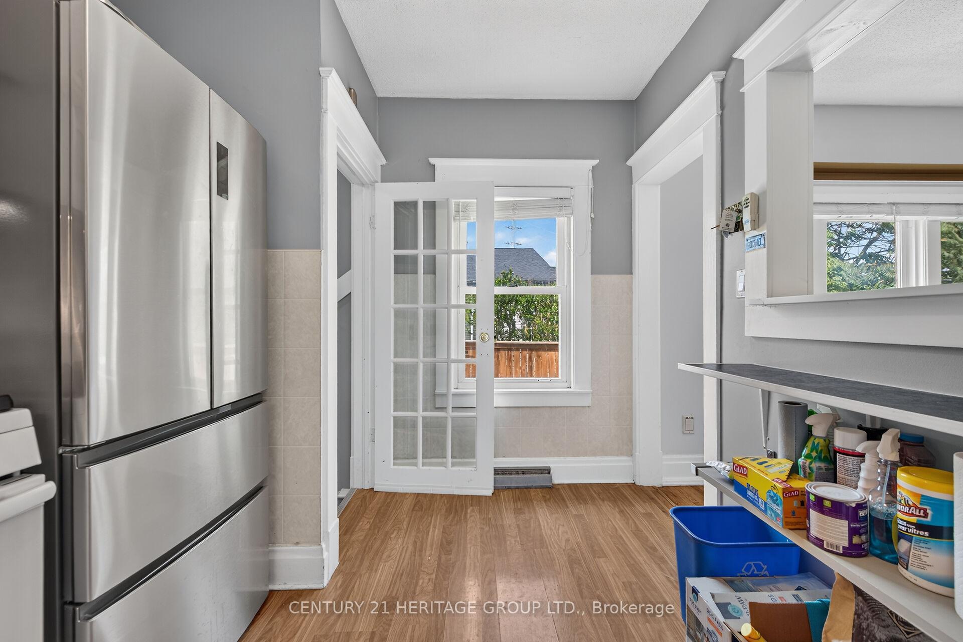 Photo 12 of 208 Carlton Street, St. Catharines, Downtown — HOMEH