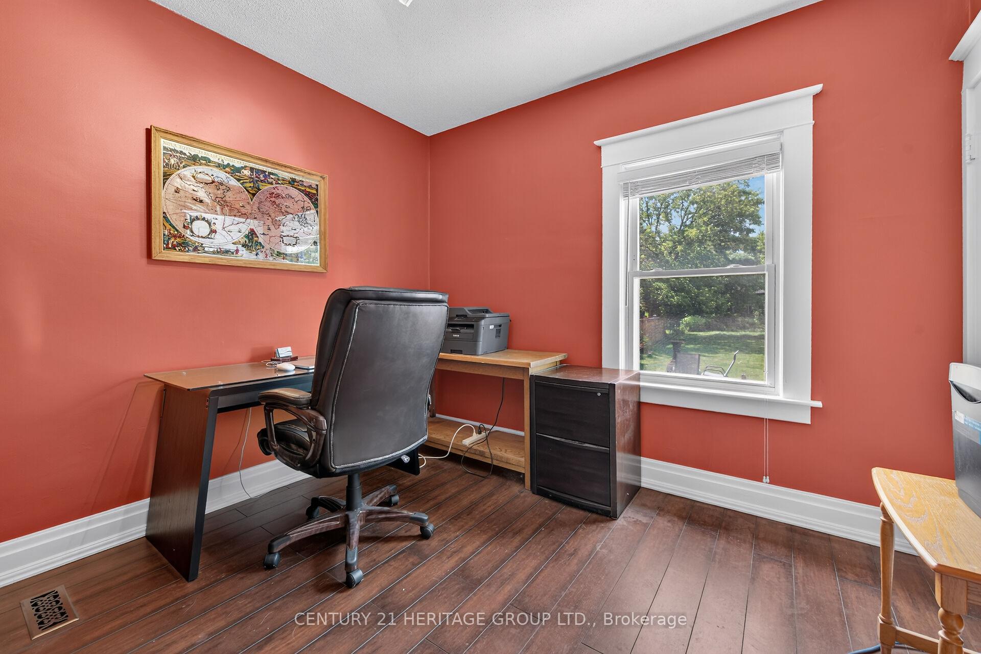 Photo 26 of 208 Carlton Street, St. Catharines, Downtown — HOMEH