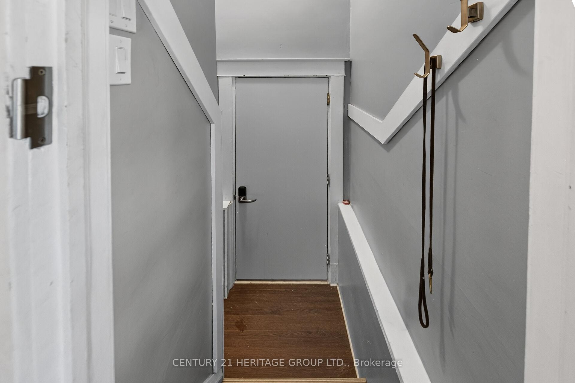 Photo 31 of 208 Carlton Street, St. Catharines, Downtown — HOMEH