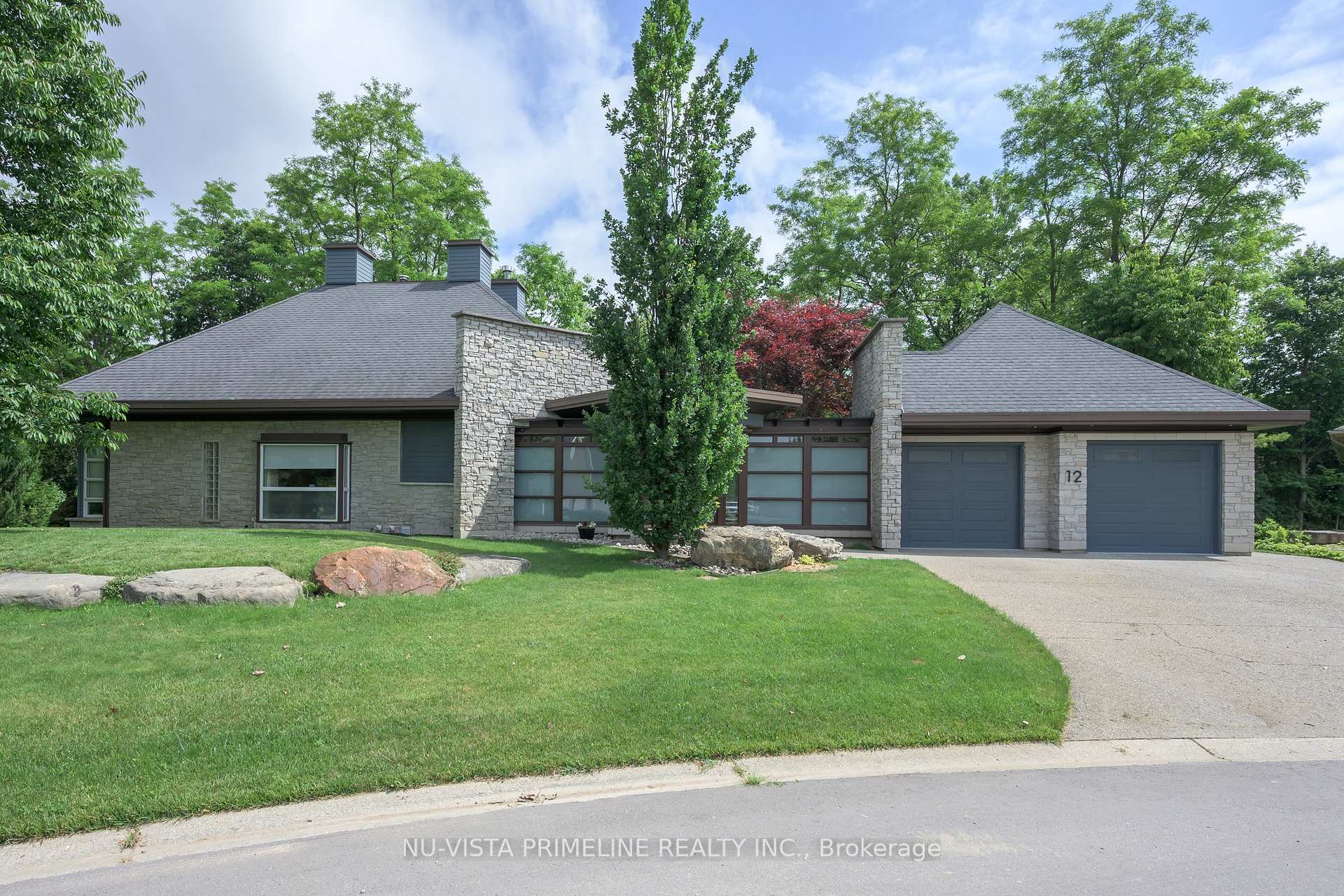 Photo 3 of 12 Ashley Lane, Middlesex Centre, Coldstream — HOMEH
