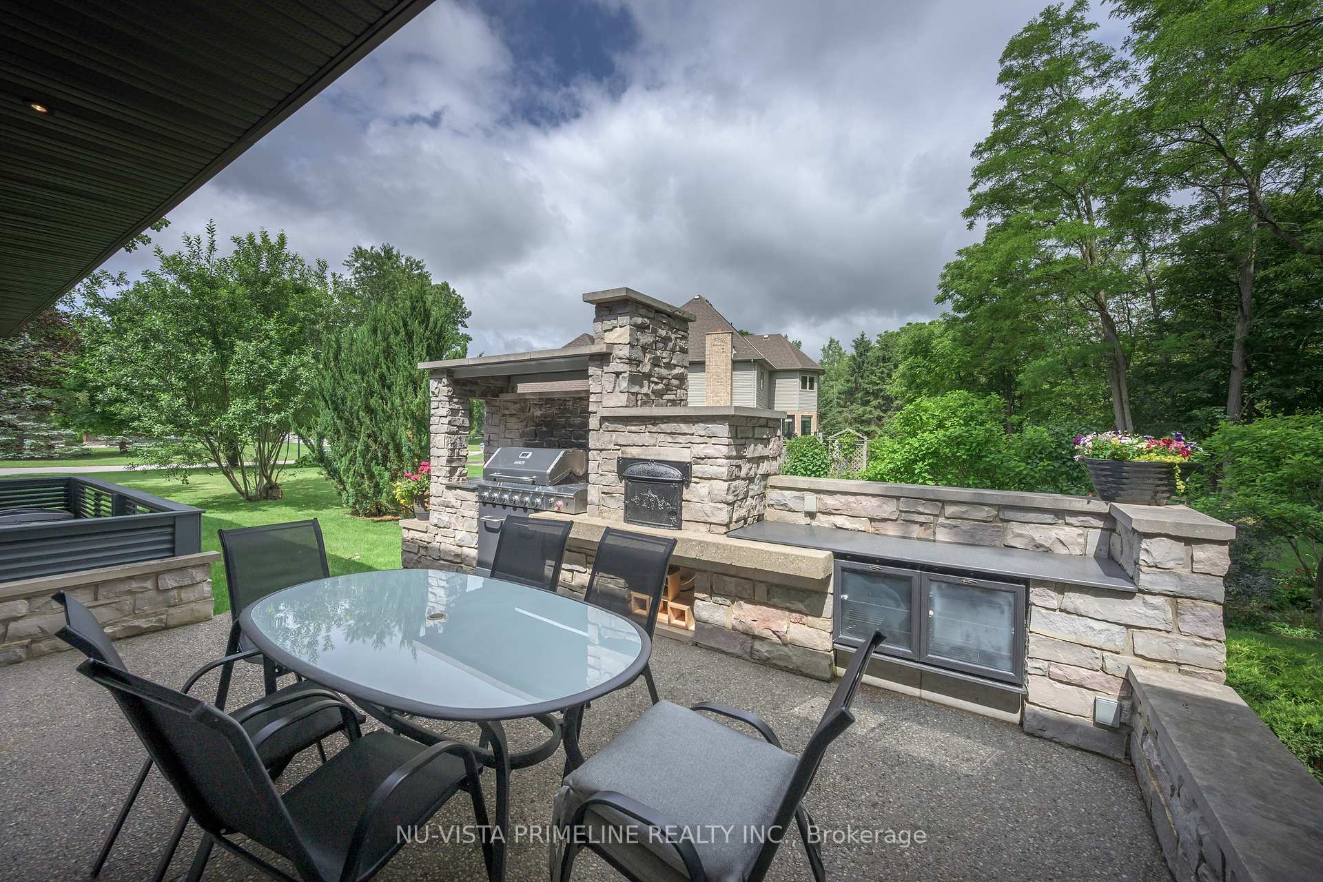 Photo 11 of 12 Ashley Lane, Middlesex Centre, Coldstream — HOMEH