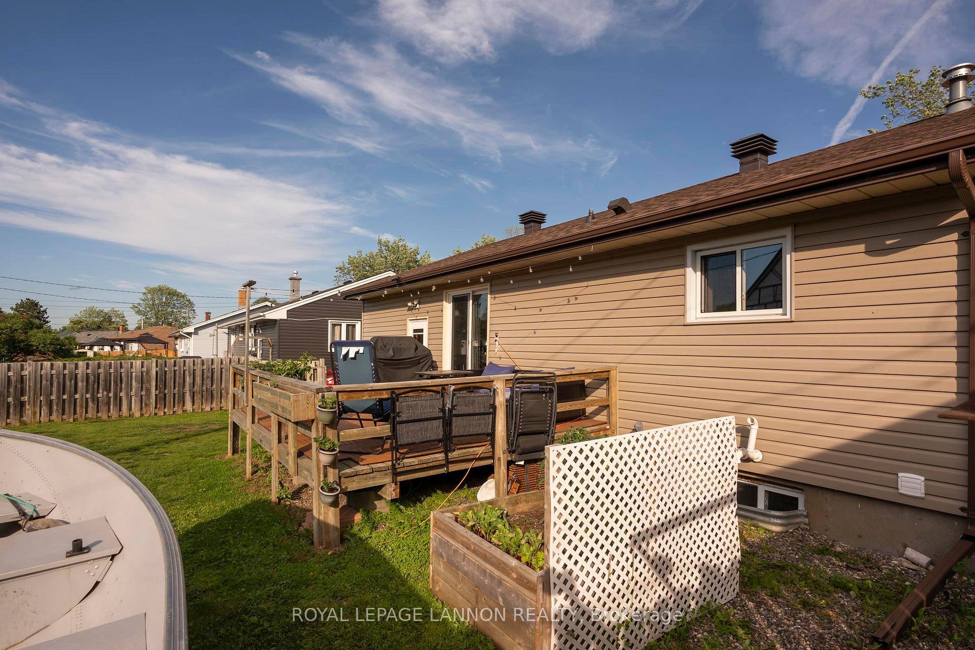 Photo 40 of 174 Clarkson Street N, Thunder Bay, Grandview — HOMEH