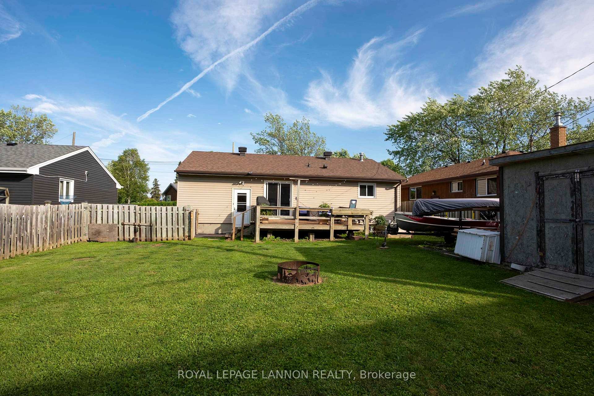 Photo 44 of 174 Clarkson Street N, Thunder Bay, Grandview — HOMEH