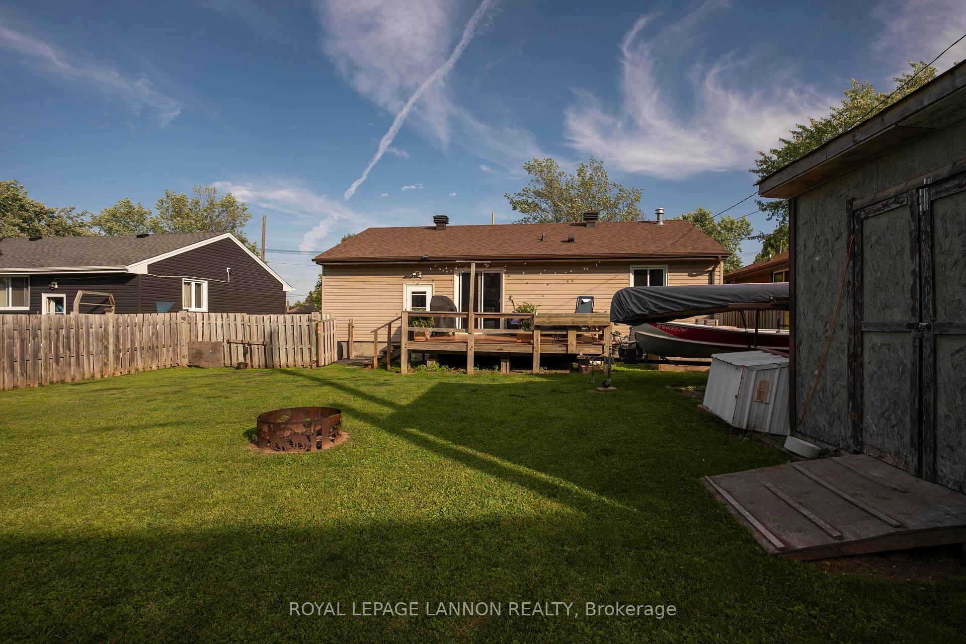 Photo 45 of 174 Clarkson Street N, Thunder Bay, Grandview — HOMEH