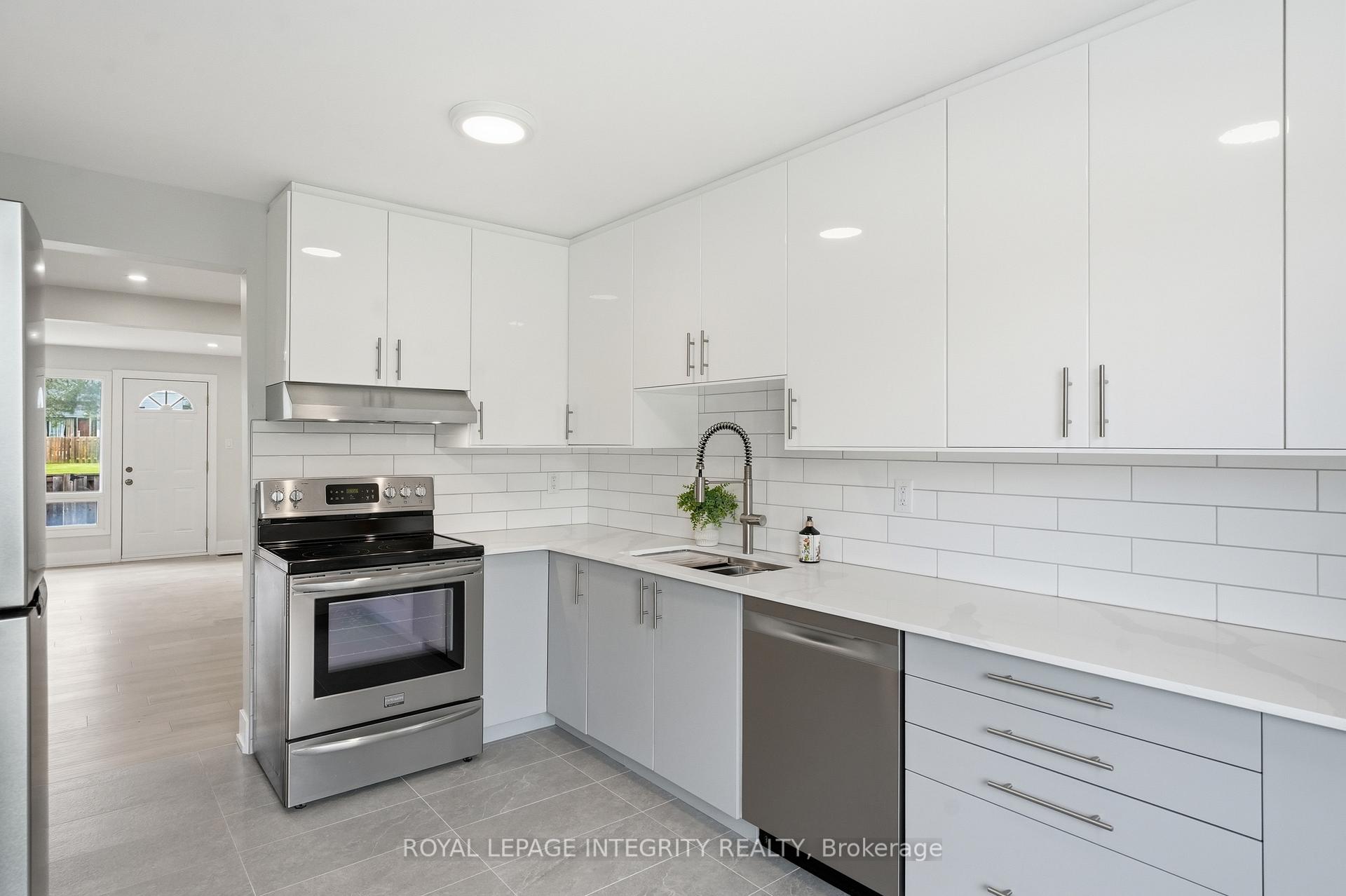Photo 7 of Unit 14, 3565 Downpatrick Road, Ottawa, Windsor Park Village — HOMEH