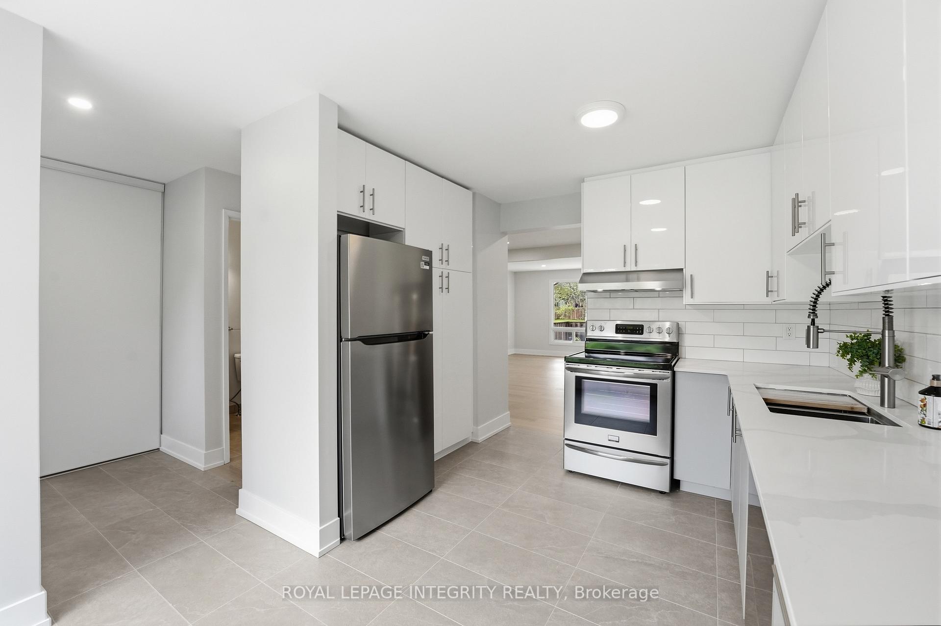 Photo 8 of Unit 14, 3565 Downpatrick Road, Ottawa, Windsor Park Village — HOMEH