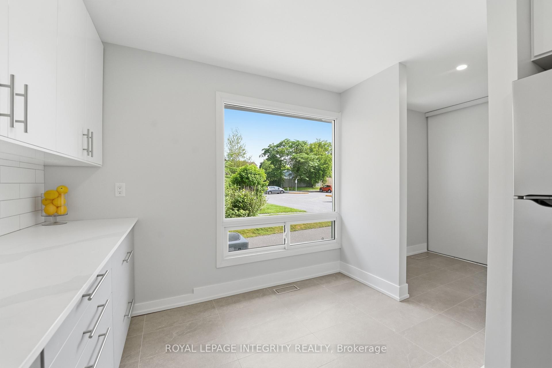 Photo 10 of Unit 14, 3565 Downpatrick Road, Ottawa, Windsor Park Village — HOMEH